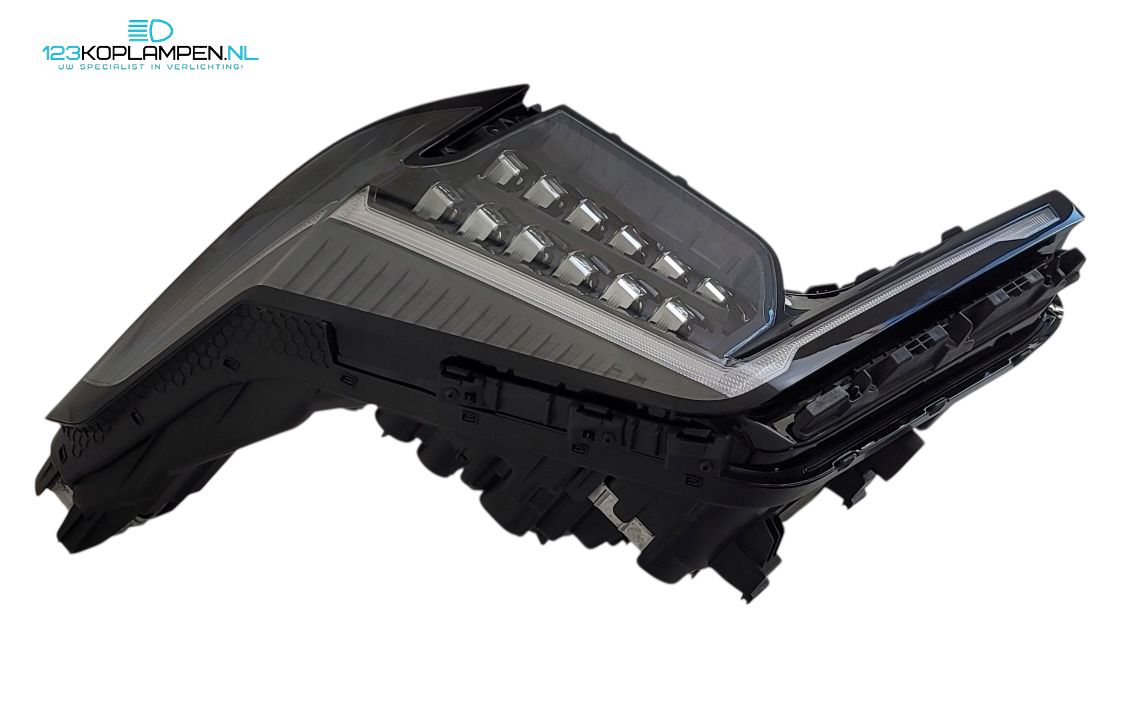 Audi A3 8Y Sportback LED Taillights Taillight headlight left and right usado en Menorca foto 3