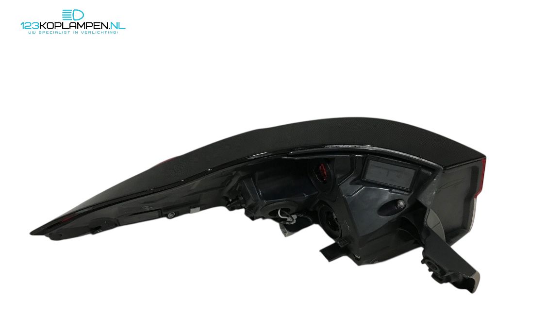 Audi A3 8Y Sportback LED Taillights Taillight tail light left and right usado en Menorca foto 3
