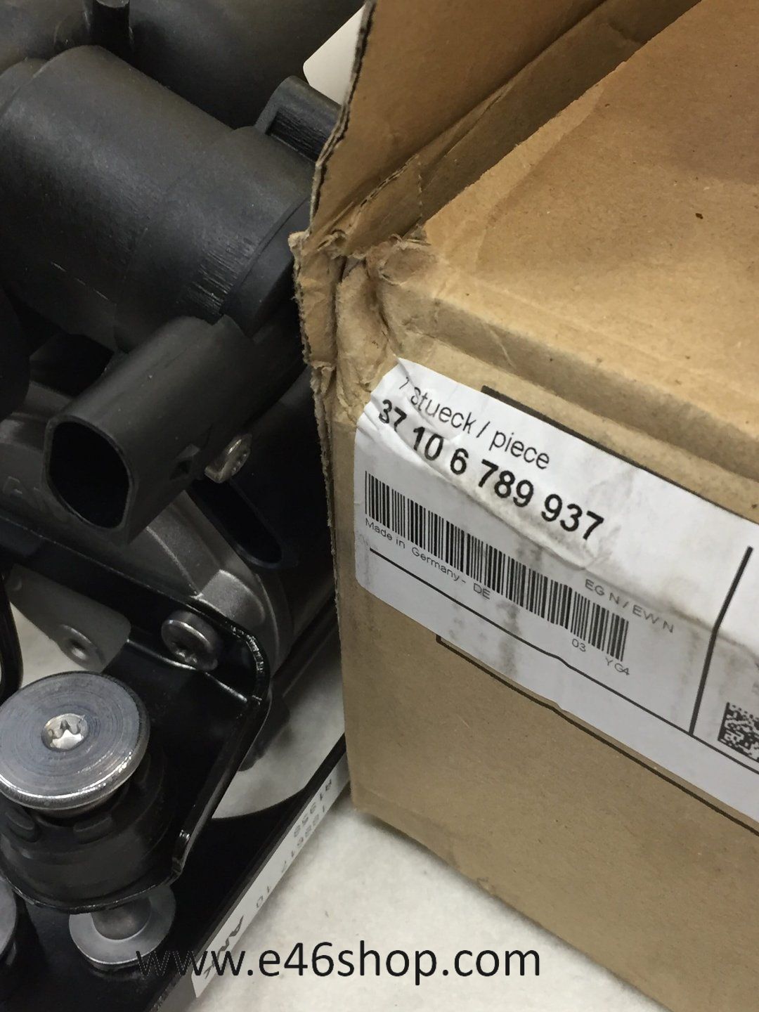 Compressor luchtvering BMW E61 nuevo en originalinalinalinalineel BMW oe 37106789937 air conditioning pump air conditioning compressor usado en Menorca foto 5