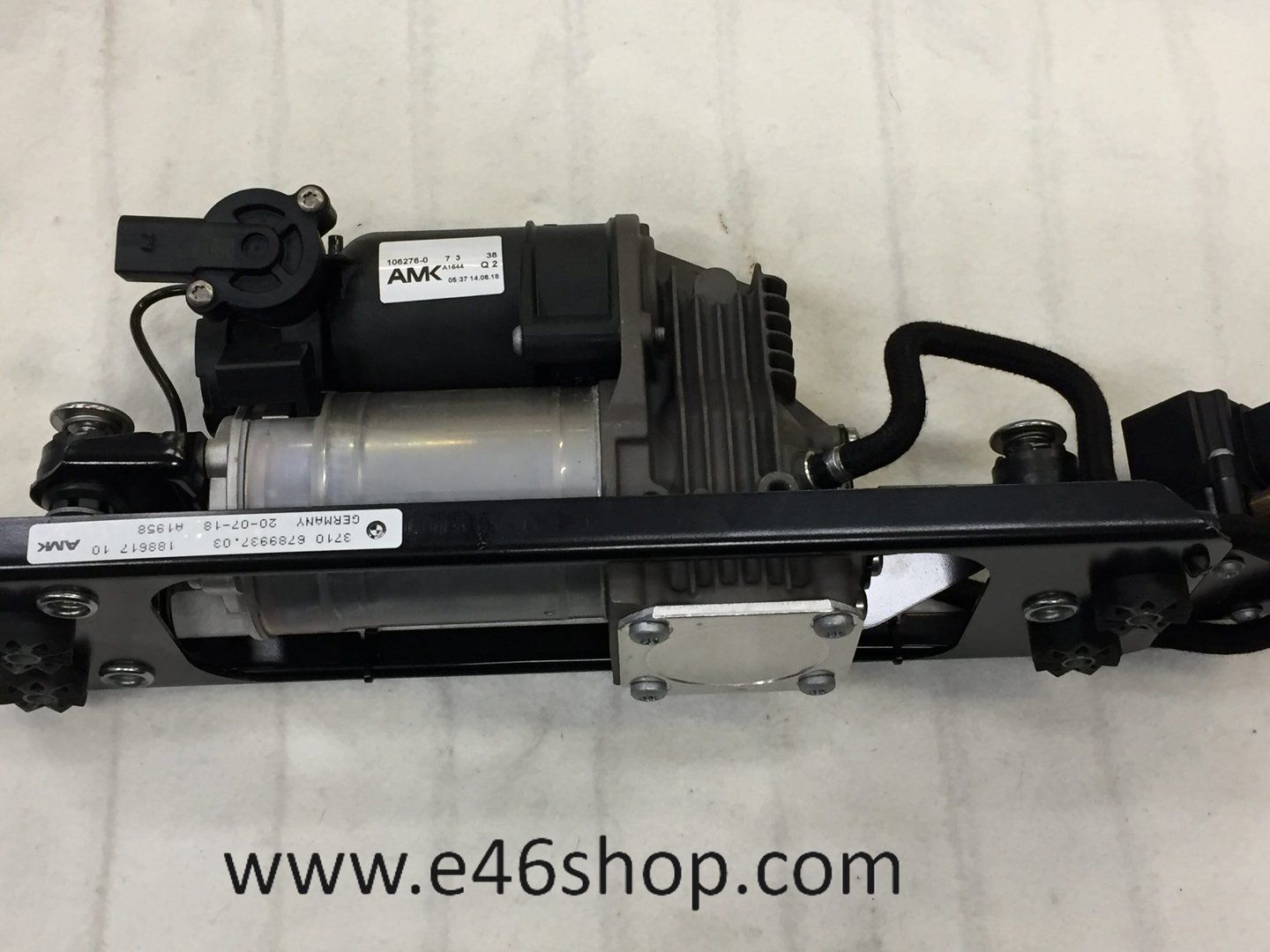 Compressor luchtvering BMW E61 nuevo en originalinalinalinalineel BMW oe 37106789937 air conditioning pump air conditioning compressor usado en Menorca