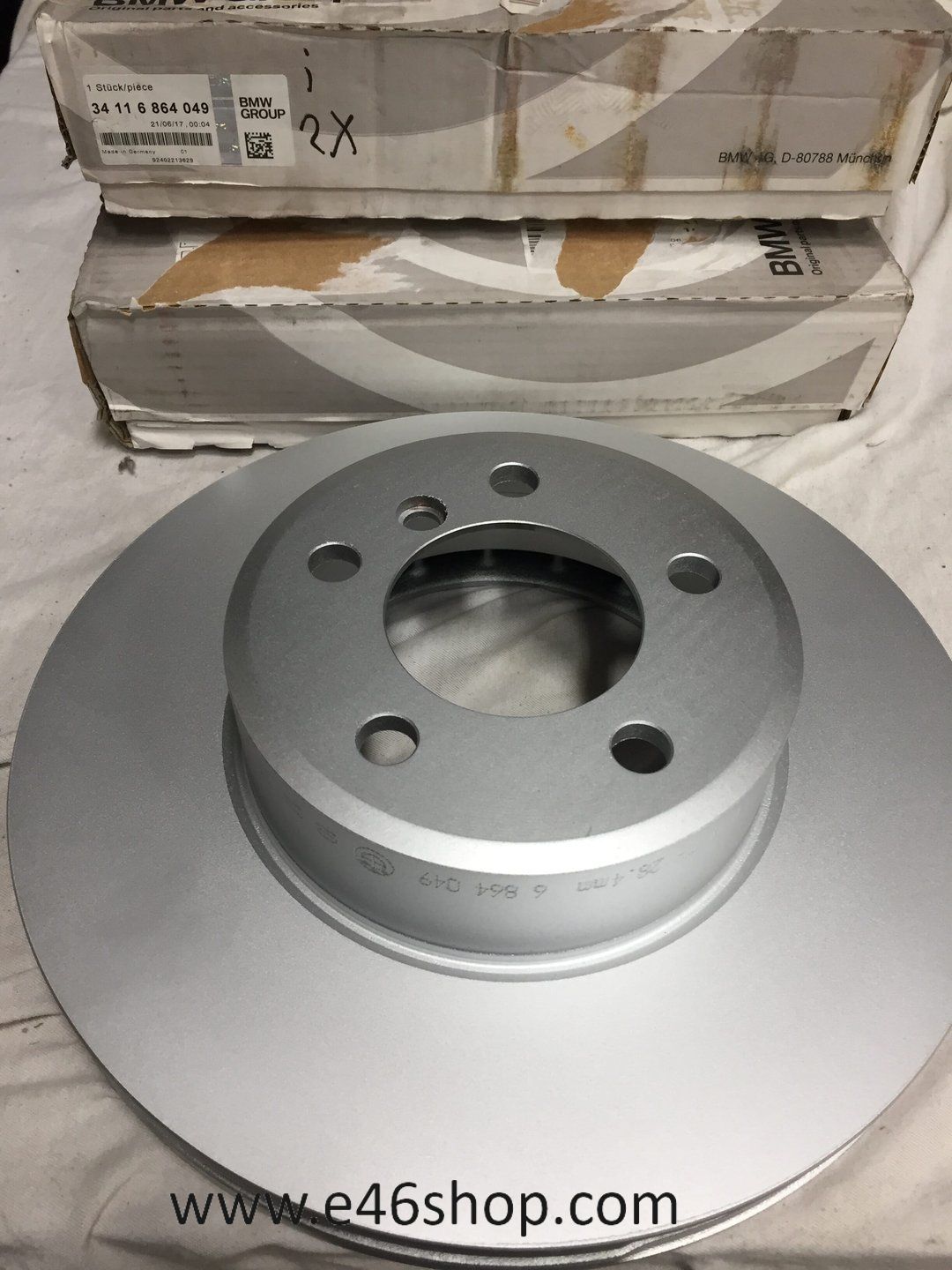 Remschijf SET BMW E65 E66 nuevo originalinalinalinalinalinalineel BMW OE 34116864049 brake disc left and right usado en Menorca