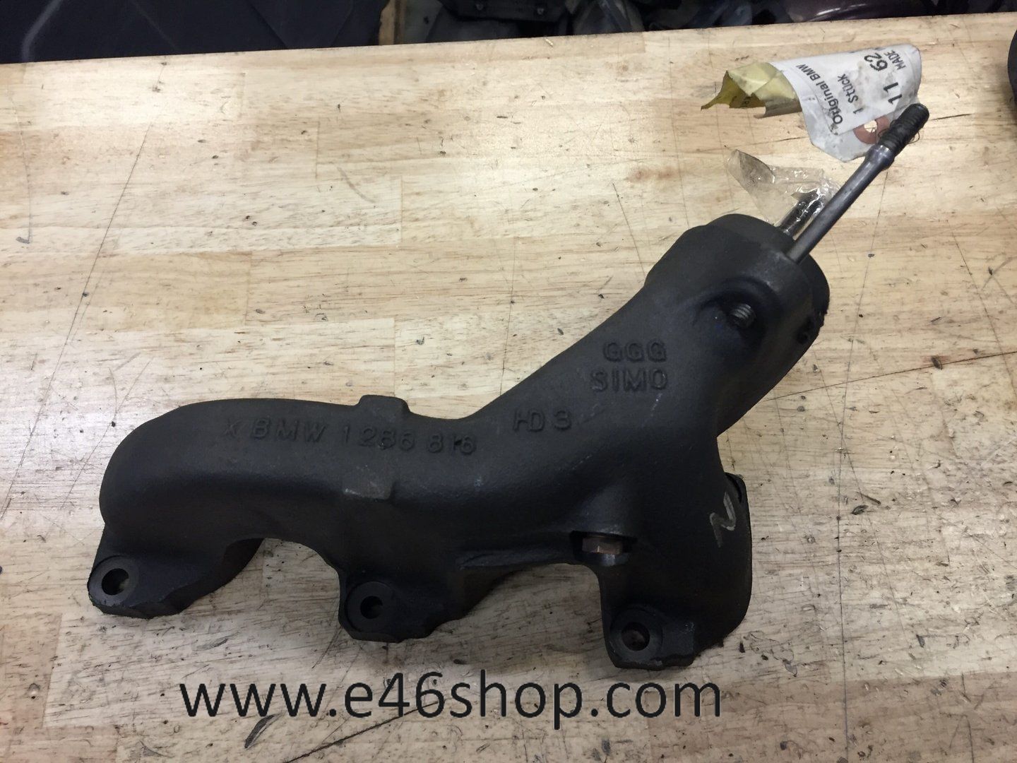 escapespruitstuk BMW E34 E24 E32 oe 11621289275 originalineel BMW nuevo exhaust manifold usado en Menorca