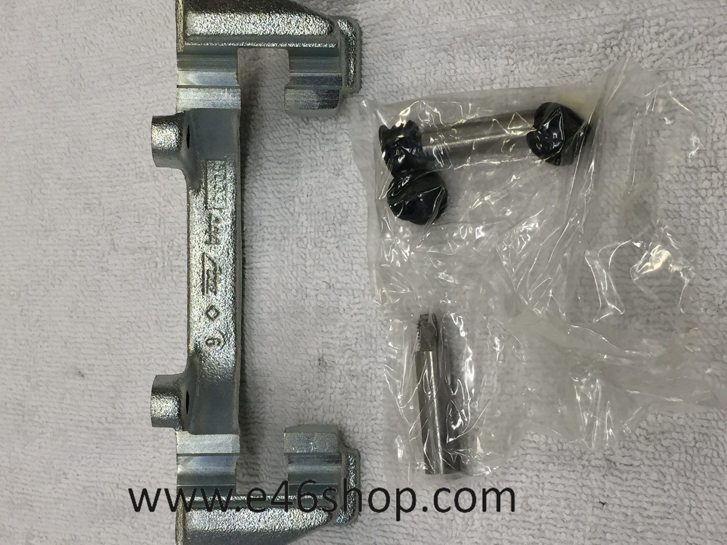 Remankerplaat BMW E36 Z3 oe 34111164221 voorkant nuevo anchor plate usado en Menorca