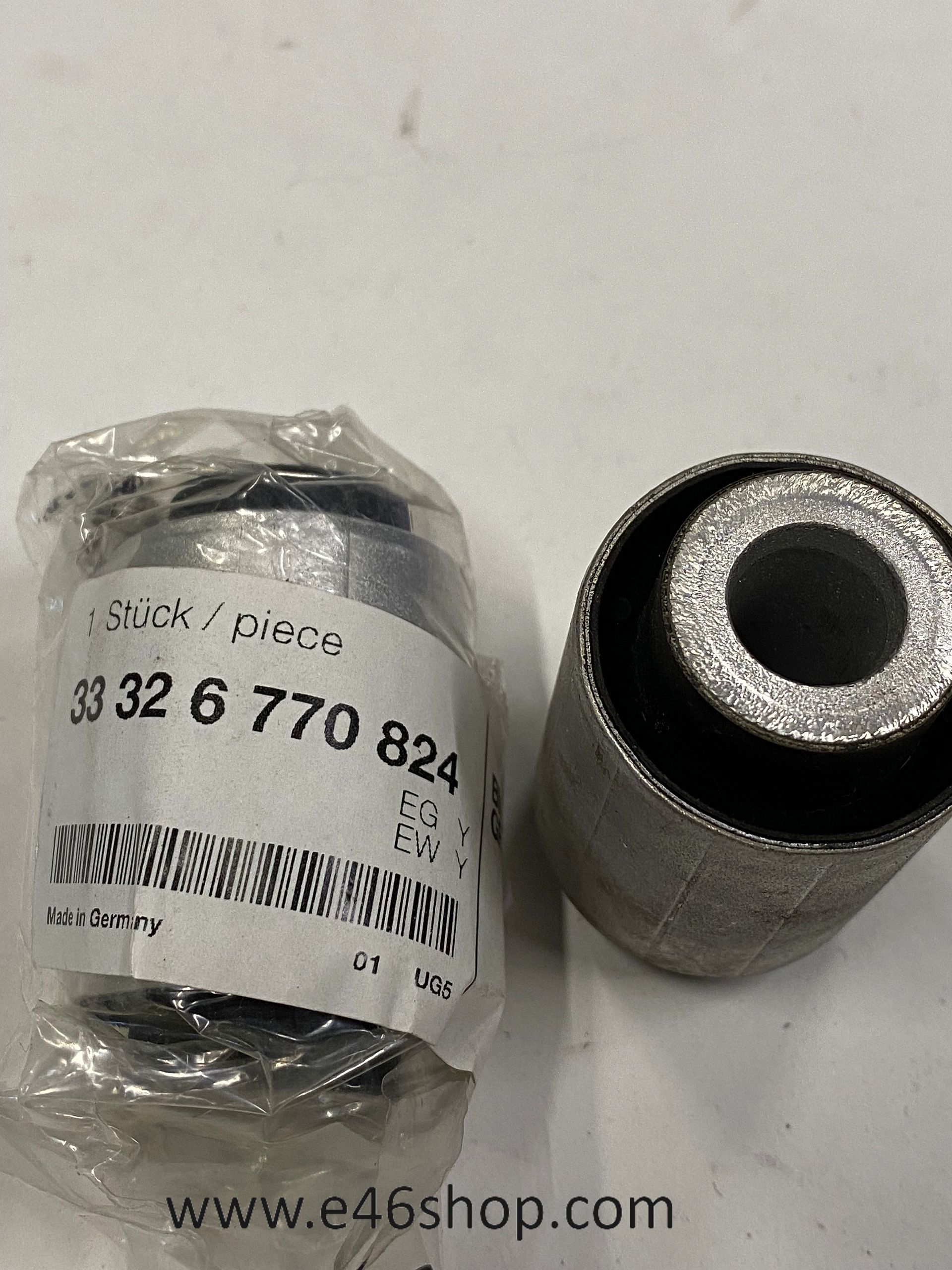 Draagarm rubber BMW Z1 oe 33326770824 originalineel BMW rubber support arm rubber usado en Menorca foto 6