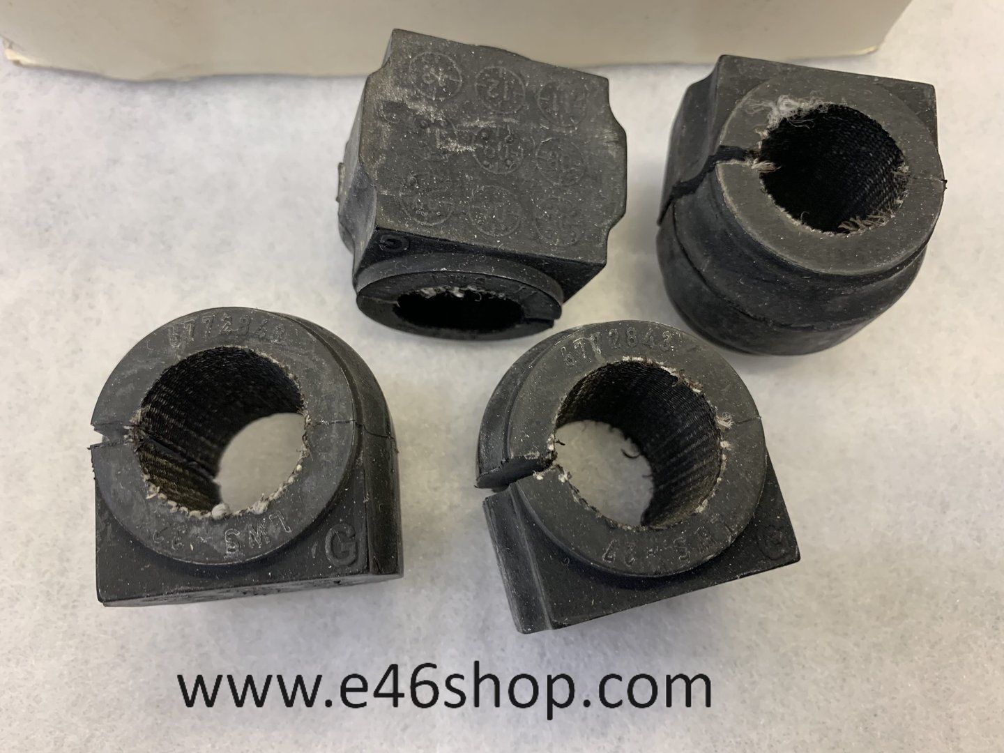 Rubber stabilisatorstang MINI r56 r58 OE 31356772843 stabiliser rod usado en Menorca