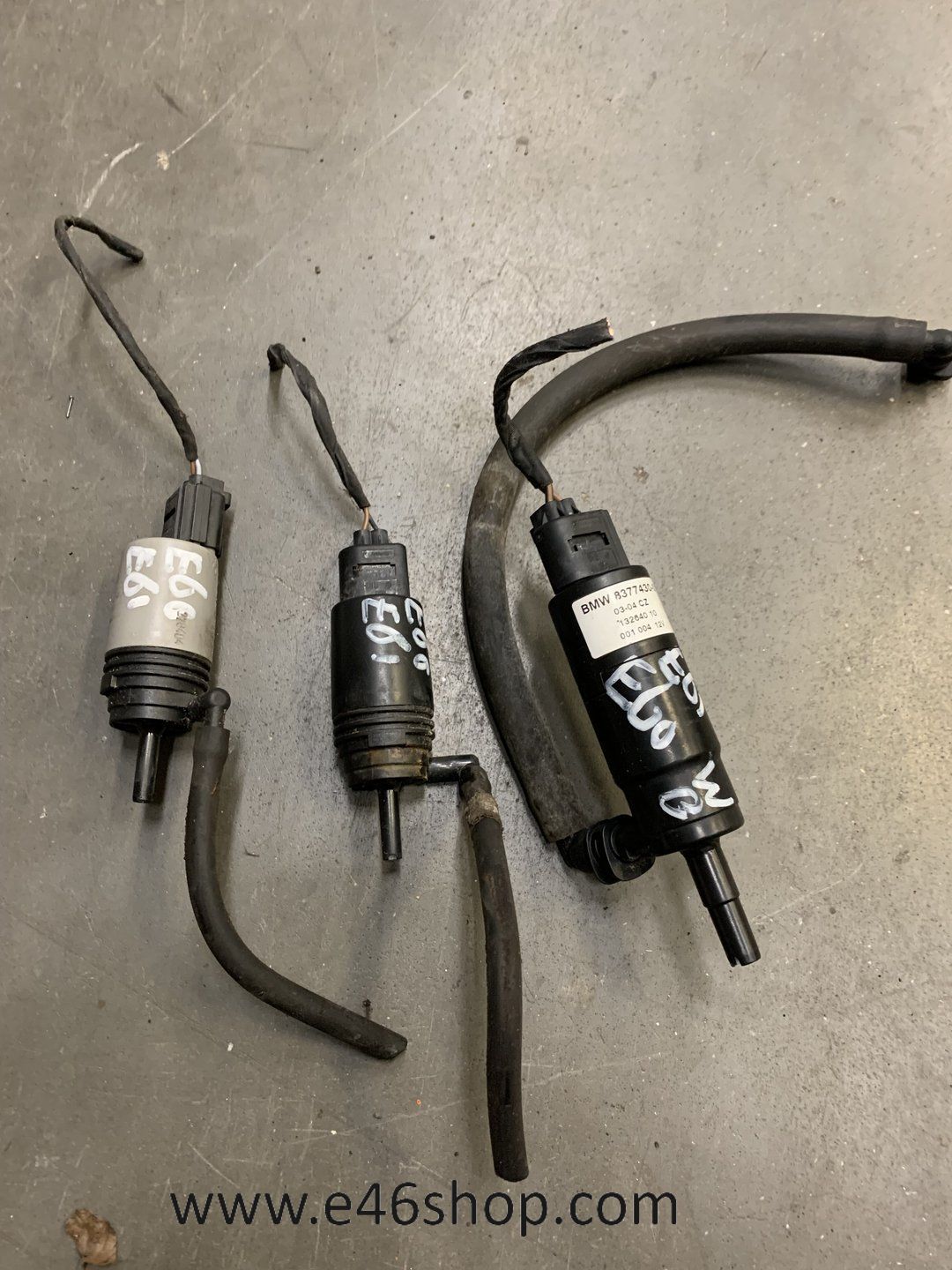 Ruiten en koplamp sproeier pomp BMW E60 E61 windshield washer pump usado en Menorca