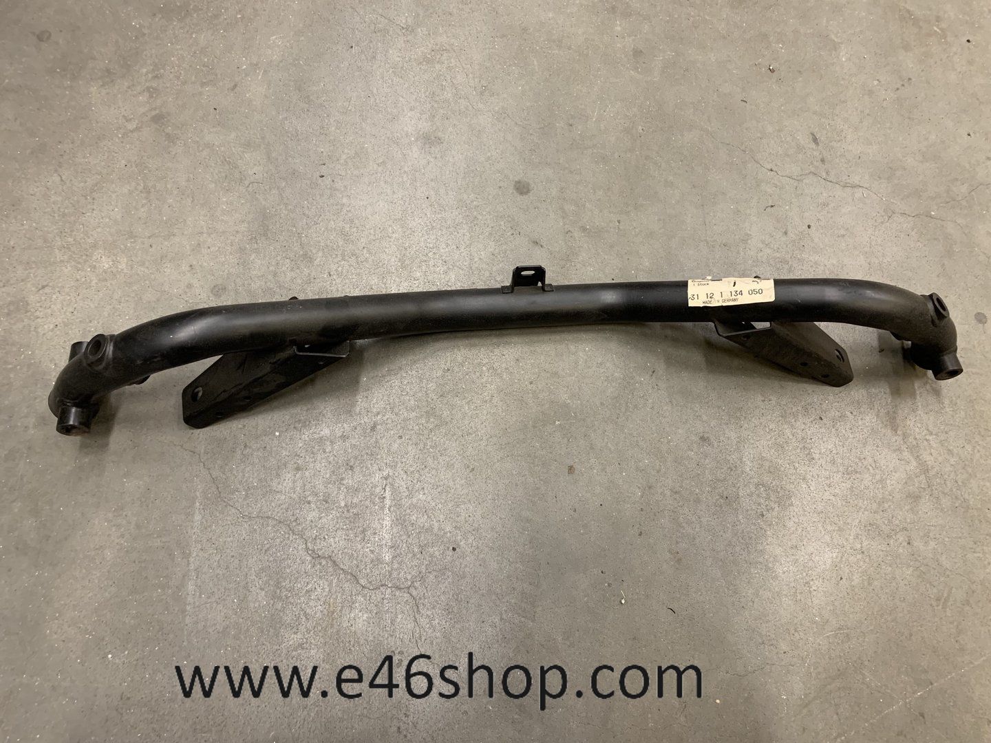 Dwarsligger BMW E32 oe 31121134050 org bmw support arm rest usado en Menorca