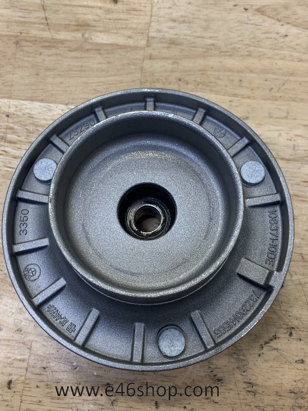 Veerpootlager achterzijde BMW F10 OE 33506775735 nuevo strut bearing single usado en Menorca