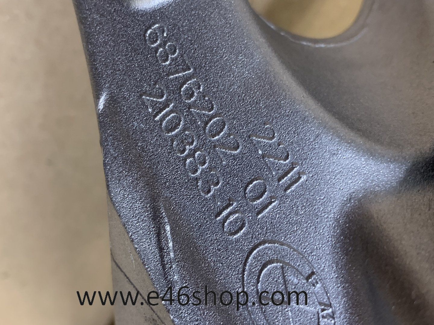 MOTORSTEUN BMW M340i Z4 M40i oe 22116876202 engine mount engine rubber usado en Menorca foto 6