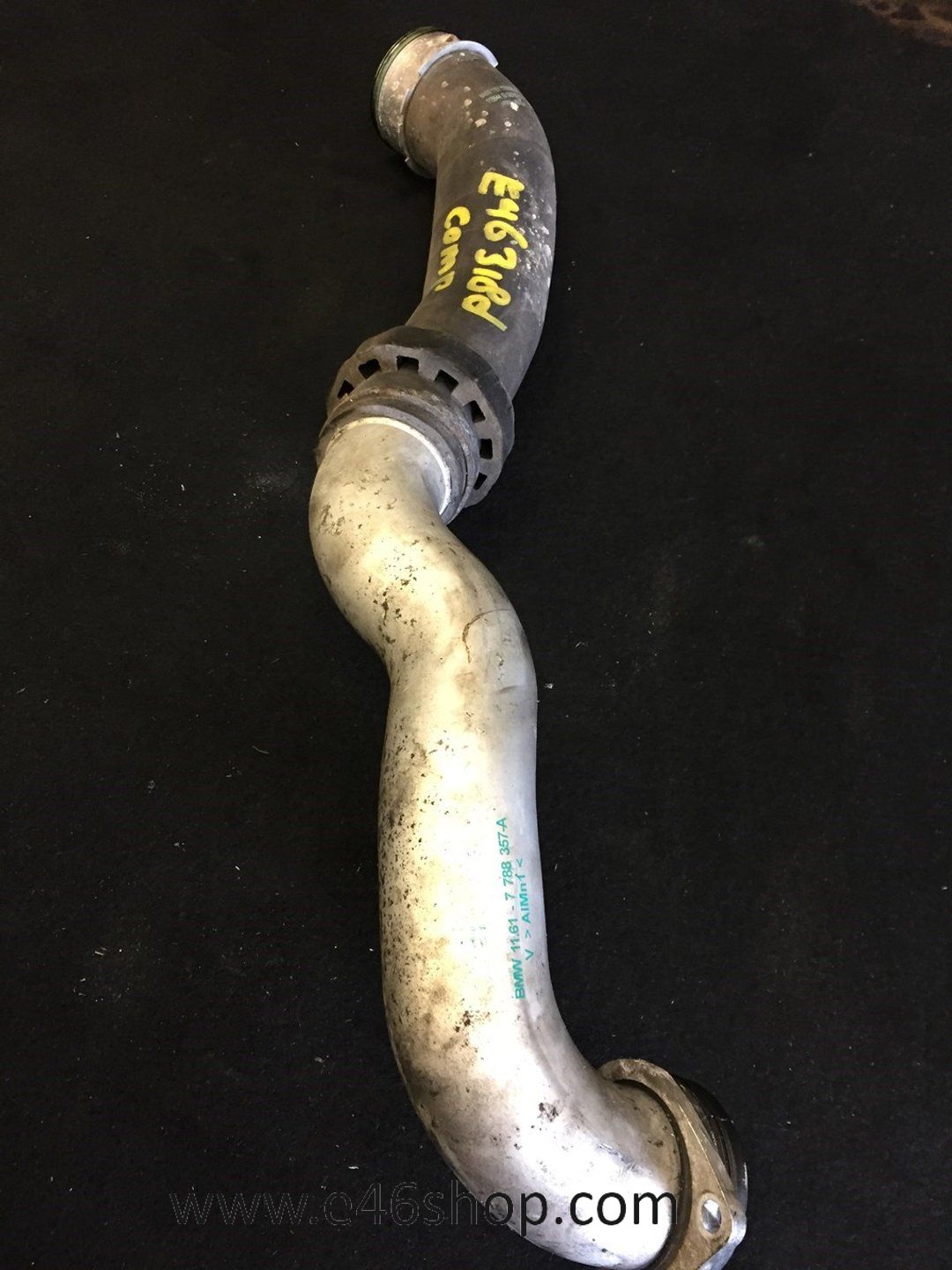 Intercoolerslang BMW E46 318td oem 7788357 intercooler hose usado en Menorca