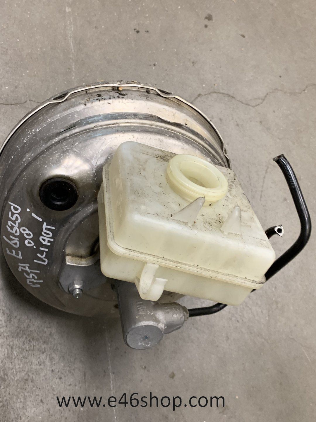 REMBEKRACHTIGER BMW E60 E61 2008 brake booster with master cylinder usado en Menorca
