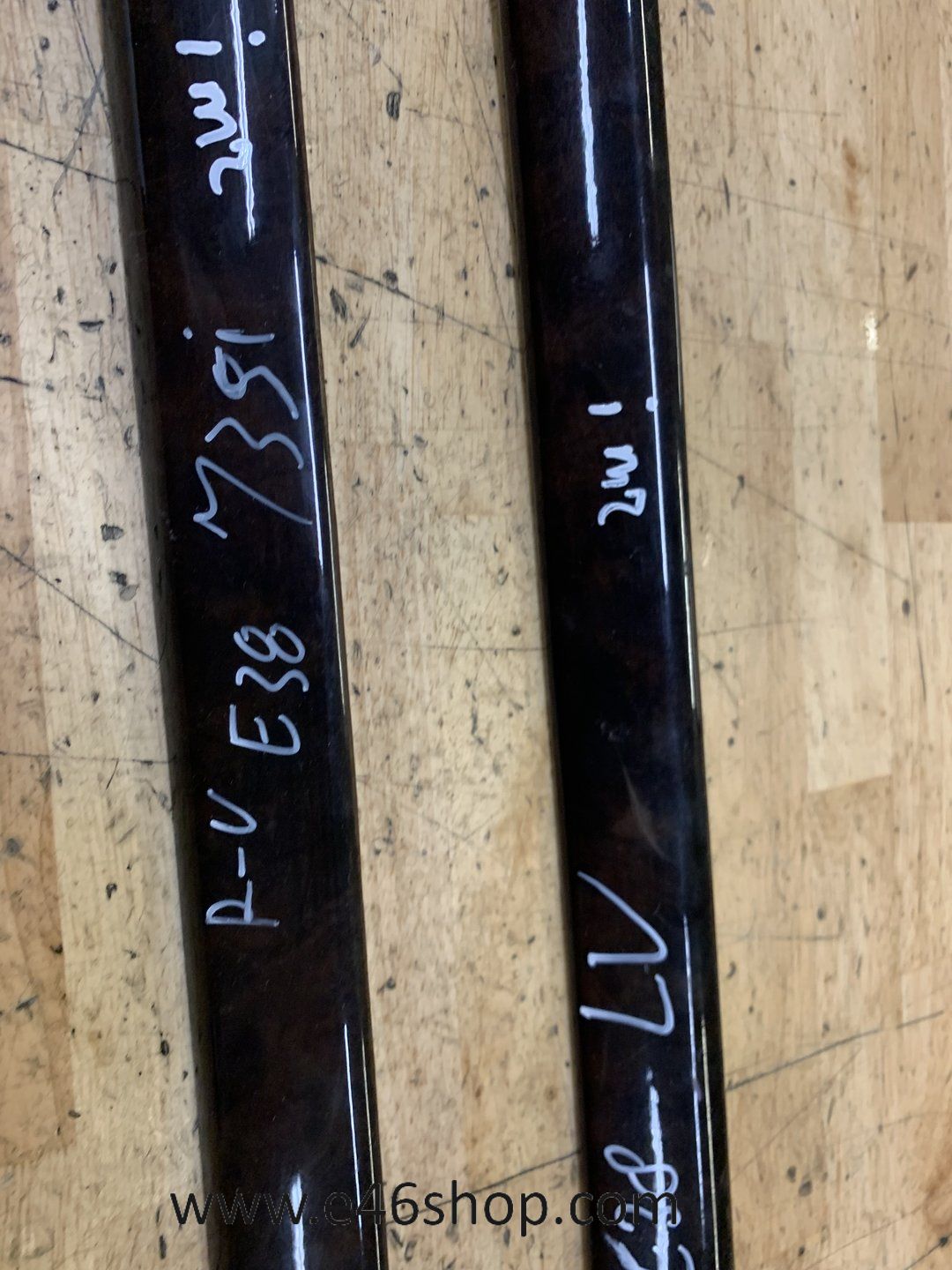 HOUTEN DEURLIJSTEN BMW E38 LINKS EN RECHTS VOOR interior frames set usado en Menorca foto 3