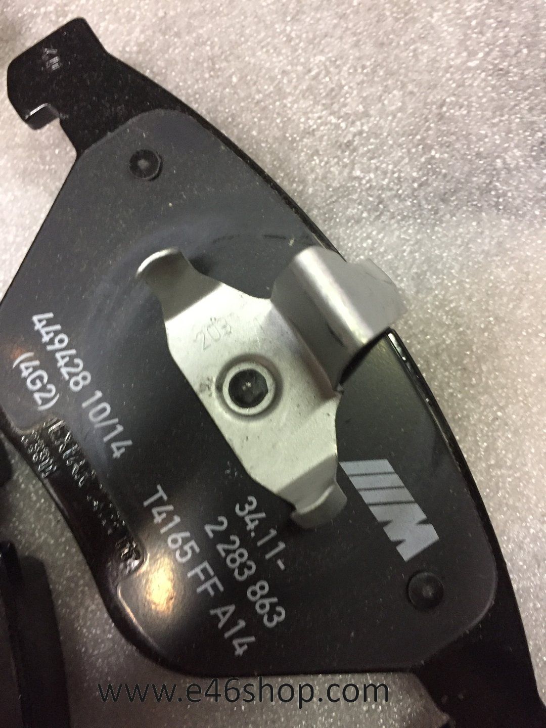 REMBLOKKENSET VOORZIJDE BMW M E82 E90 E92 E93 OE 34112283865 brake pad set usado en Menorca foto 2
