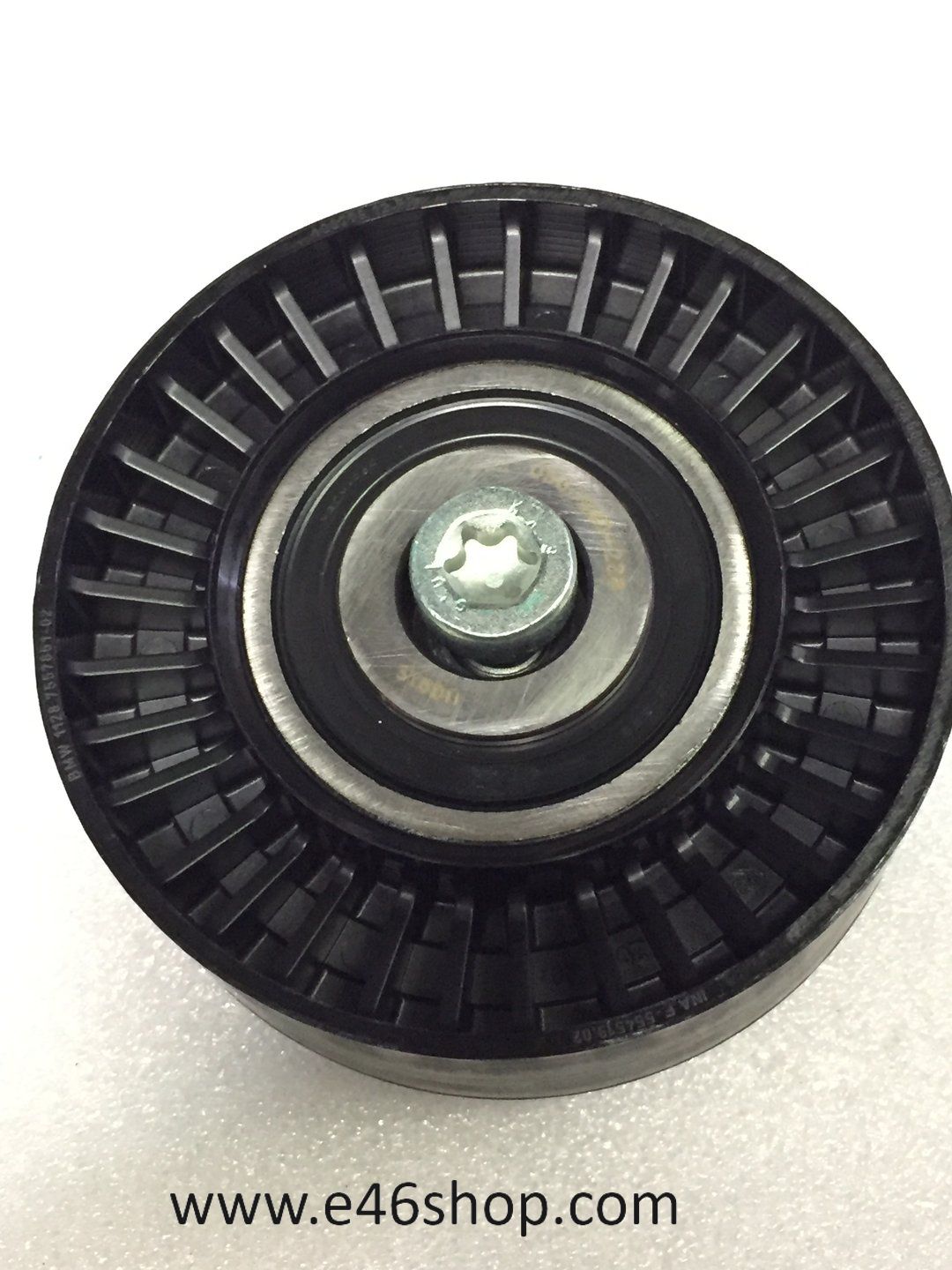 OMKEER POELIE BMW N54 MOTOR OE 11127799366 dynamo pulley usado en Menorca
