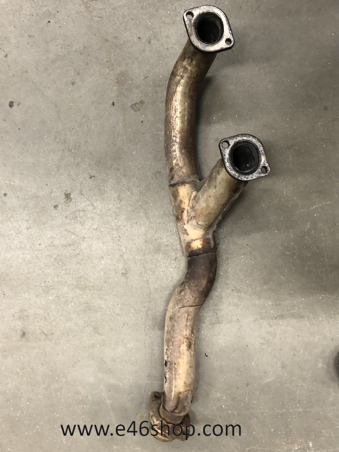 escapeSPRUITSTUK BMW 735i E38 RECHTS VOOR exhaust manifold usado en Menorca foto 4