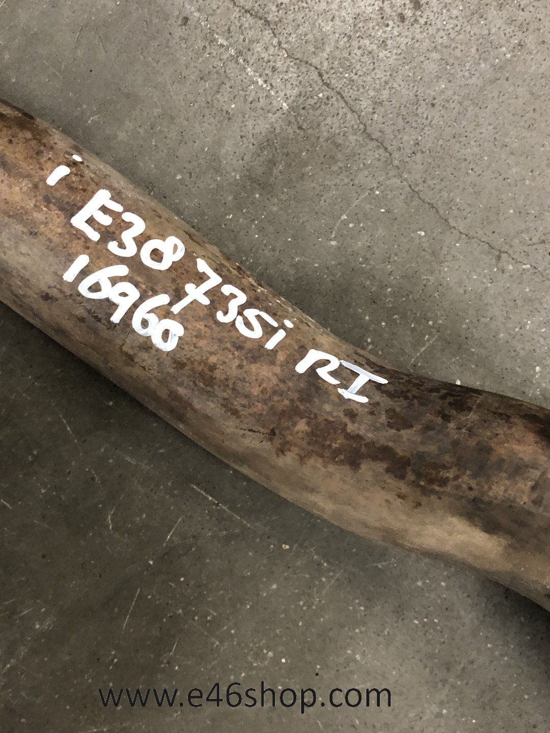 escapeSPRUITSTUK BMW 735i E38 RECHTS VOOR exhaust manifold usado en Menorca foto 2