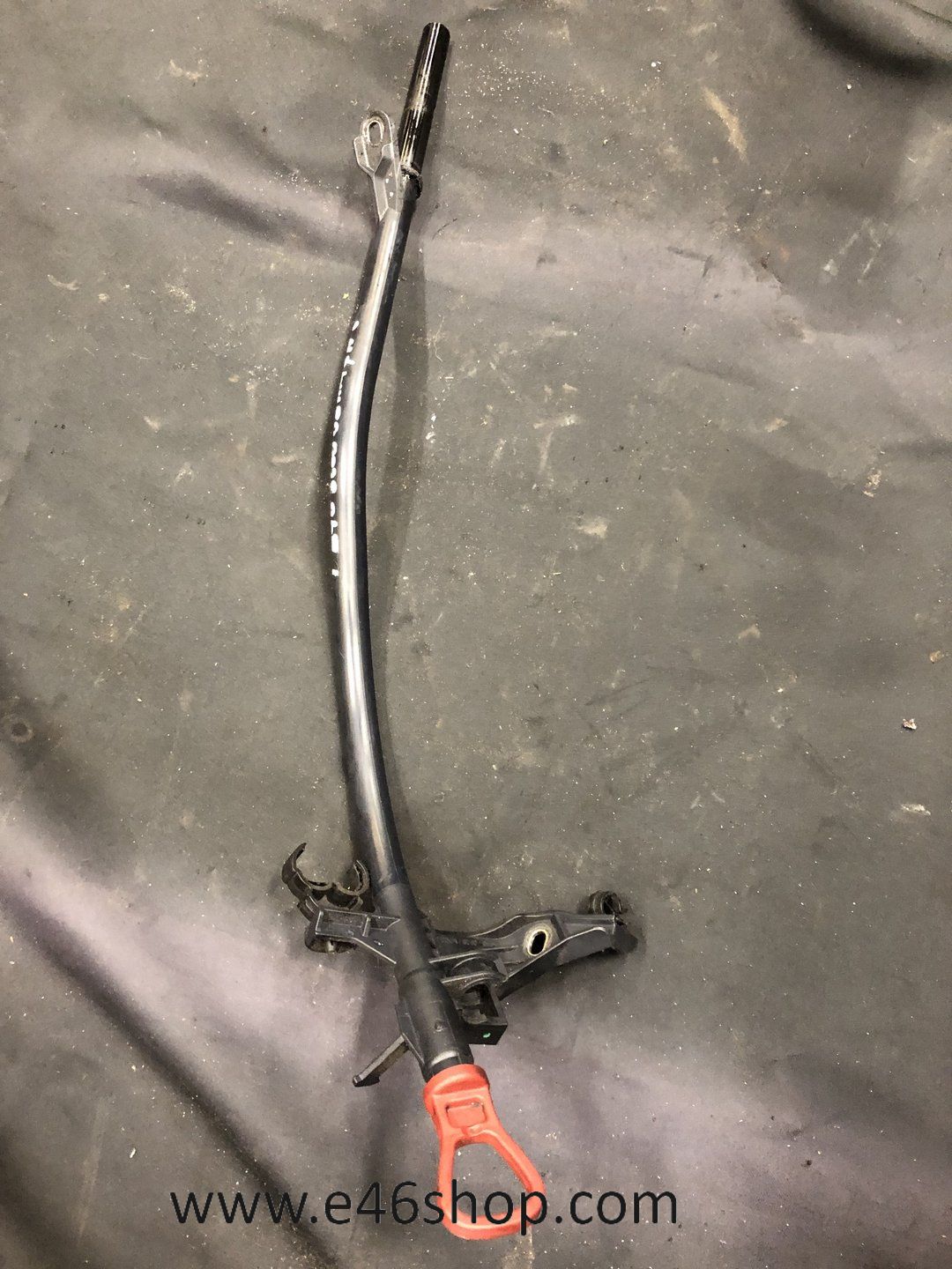 OLIE PEILSTOK MET HOUDER BMW E90 320D 2005 dipstick usado en Menorca