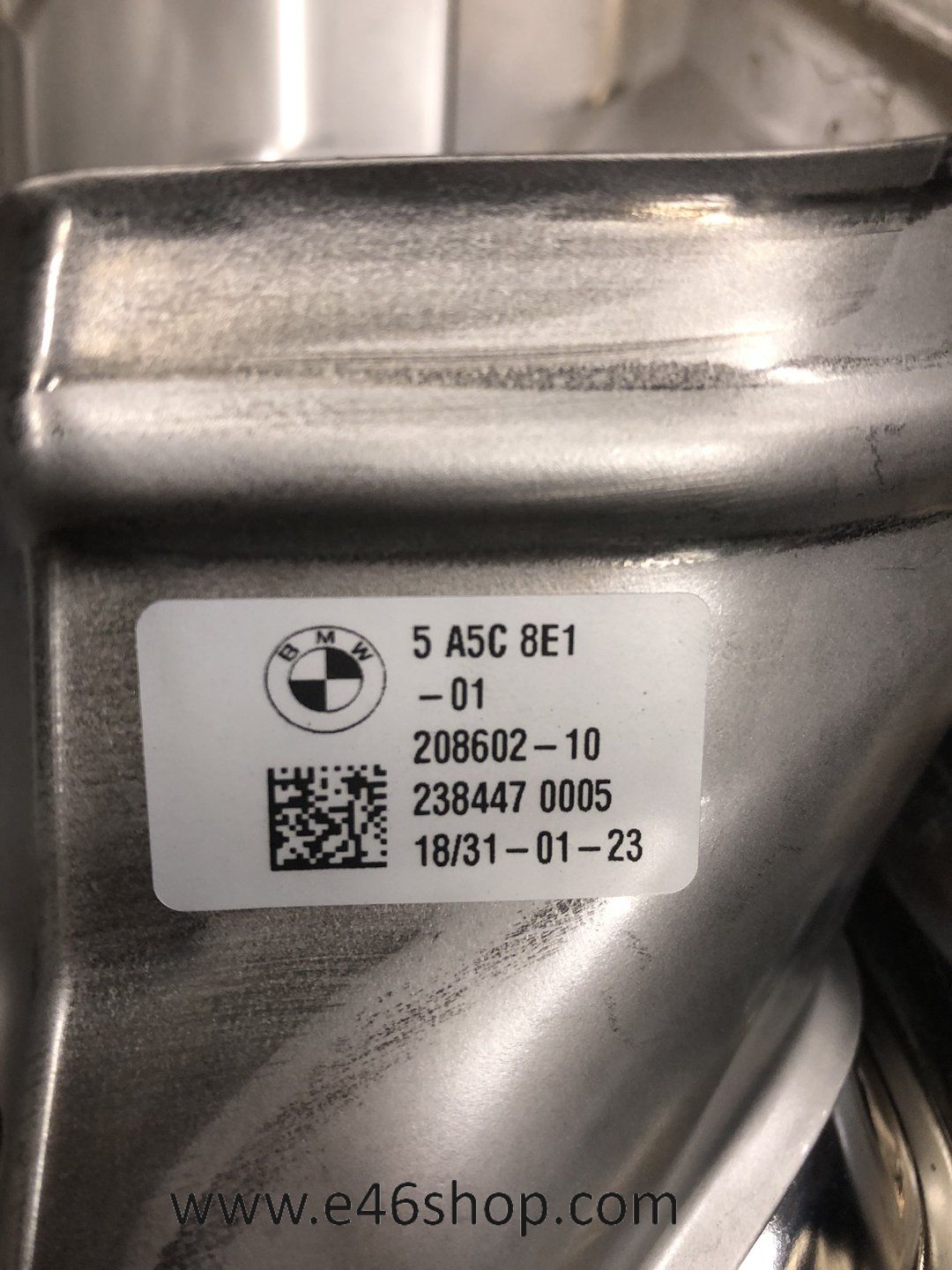 escape SIERSTUK LINKS BMW X5 X6 X7 OE 51125A5C8E1 exhaust decoration usado en Menorca foto 3