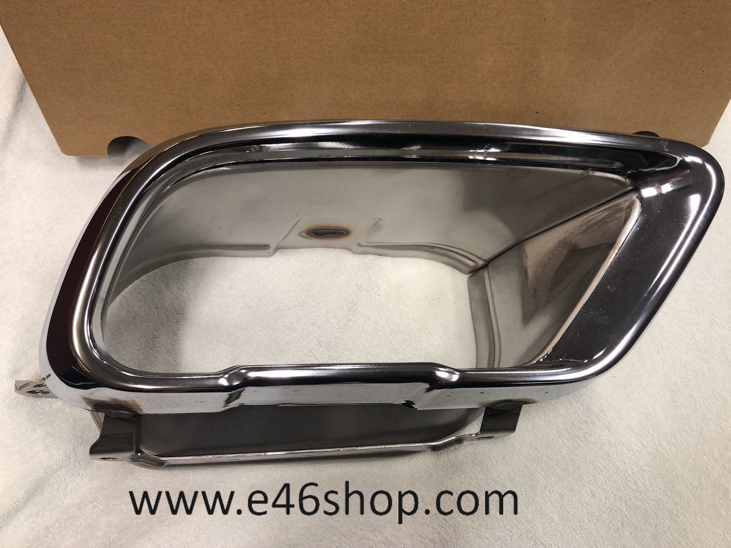 escape SIERSTUK LINKS BMW X5 X6 X7 OE 51125A5C8E1 exhaust decoration usado en Menorca