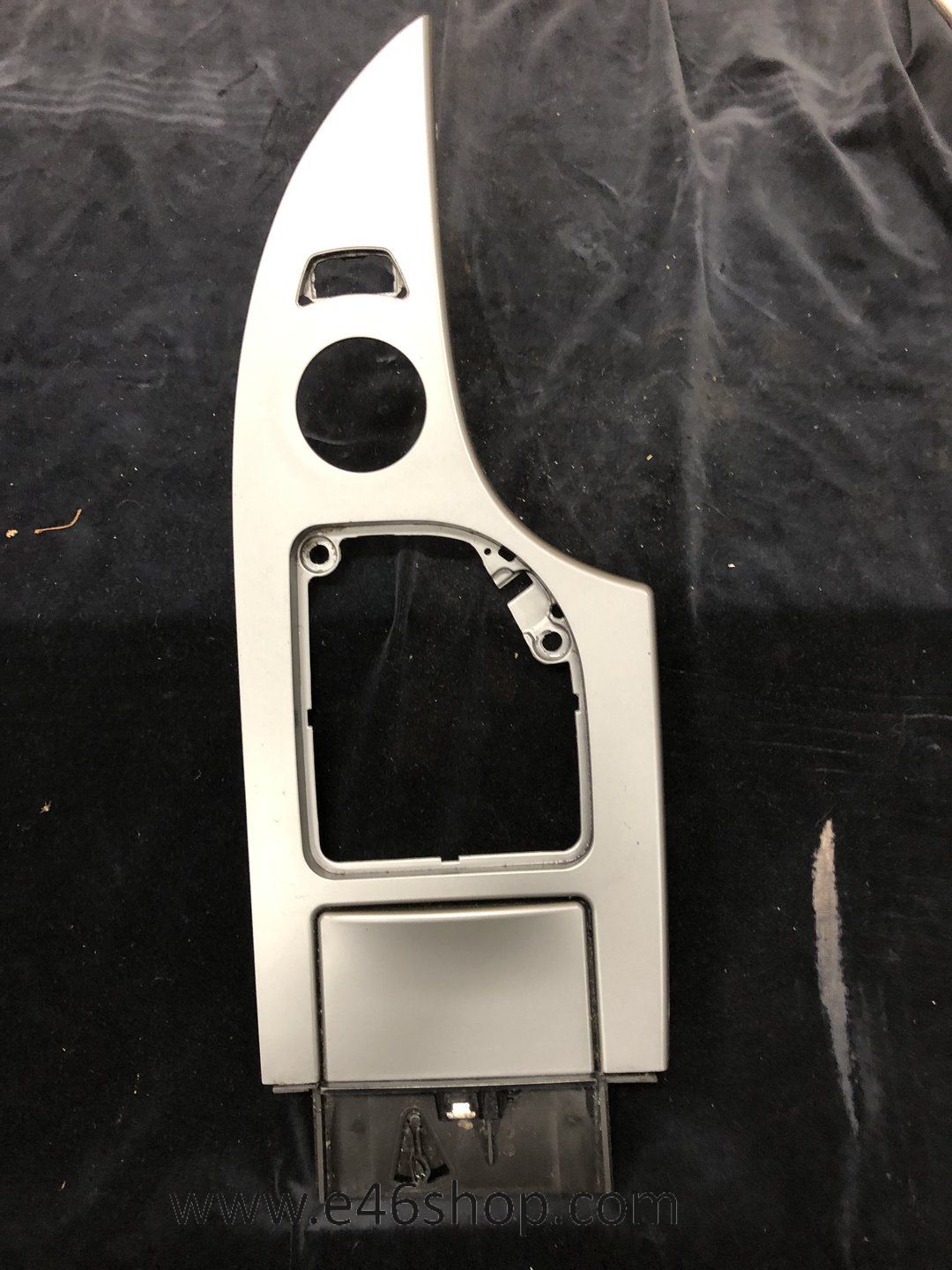 LIJST MIDDENCONSOLE BMW 5 SERIE E60 E61 OE 7129644 interior frames set usado en Menorca