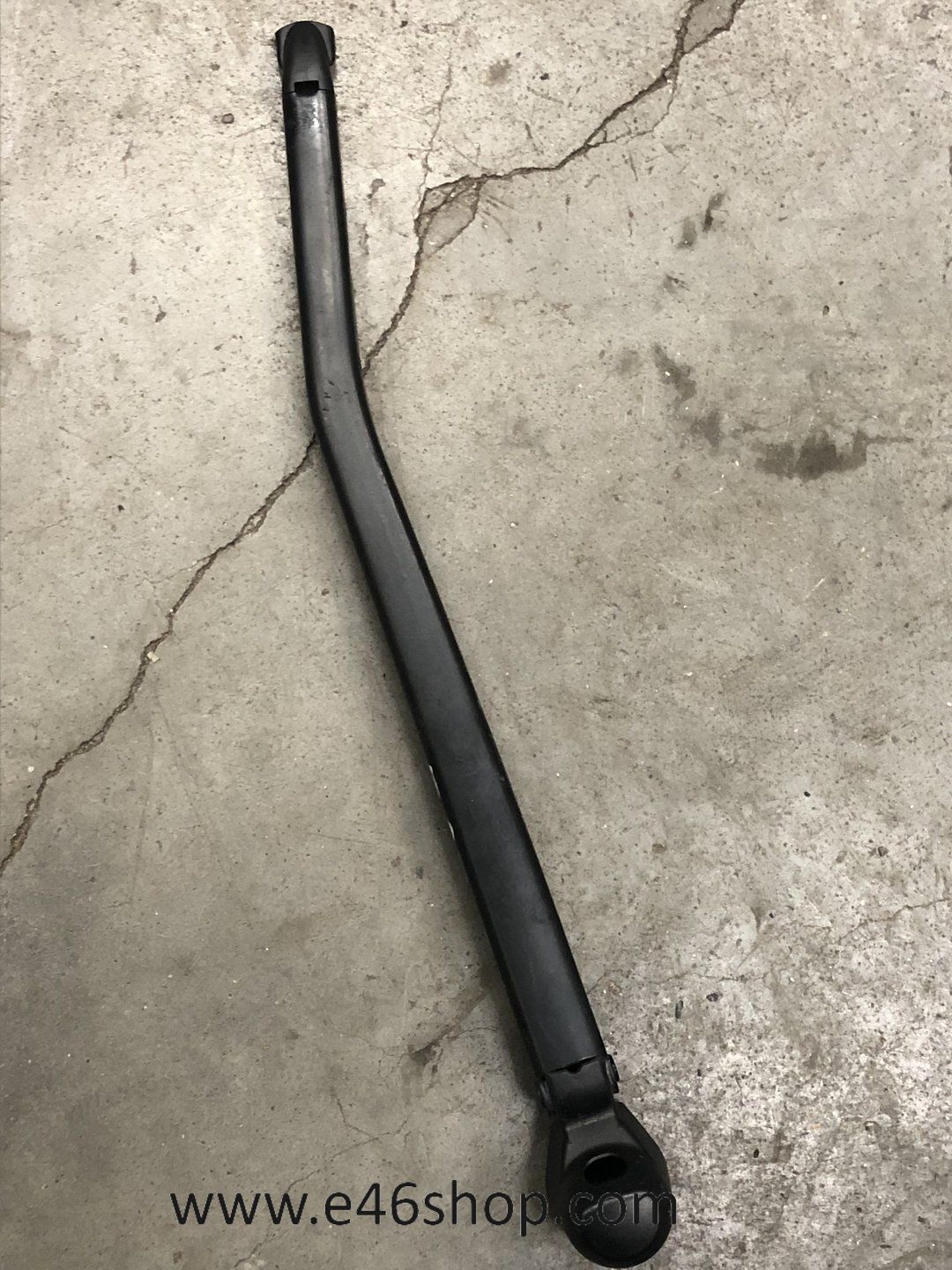 RUITENWISSERARM BMW 1 SERIE E87 ACHTERRAAM windshield wiper locking caps usado en Menorca