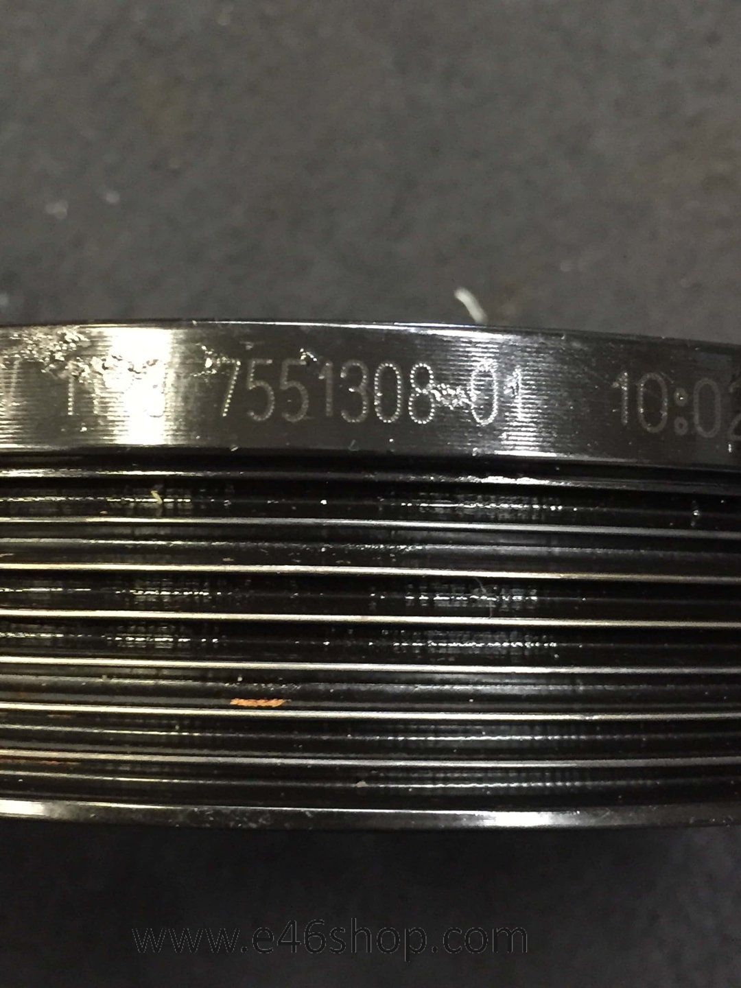 Krukaspoelie BMW E87 E90 E60 n43 motor crankshaft pulley usado en Menorca foto 2
