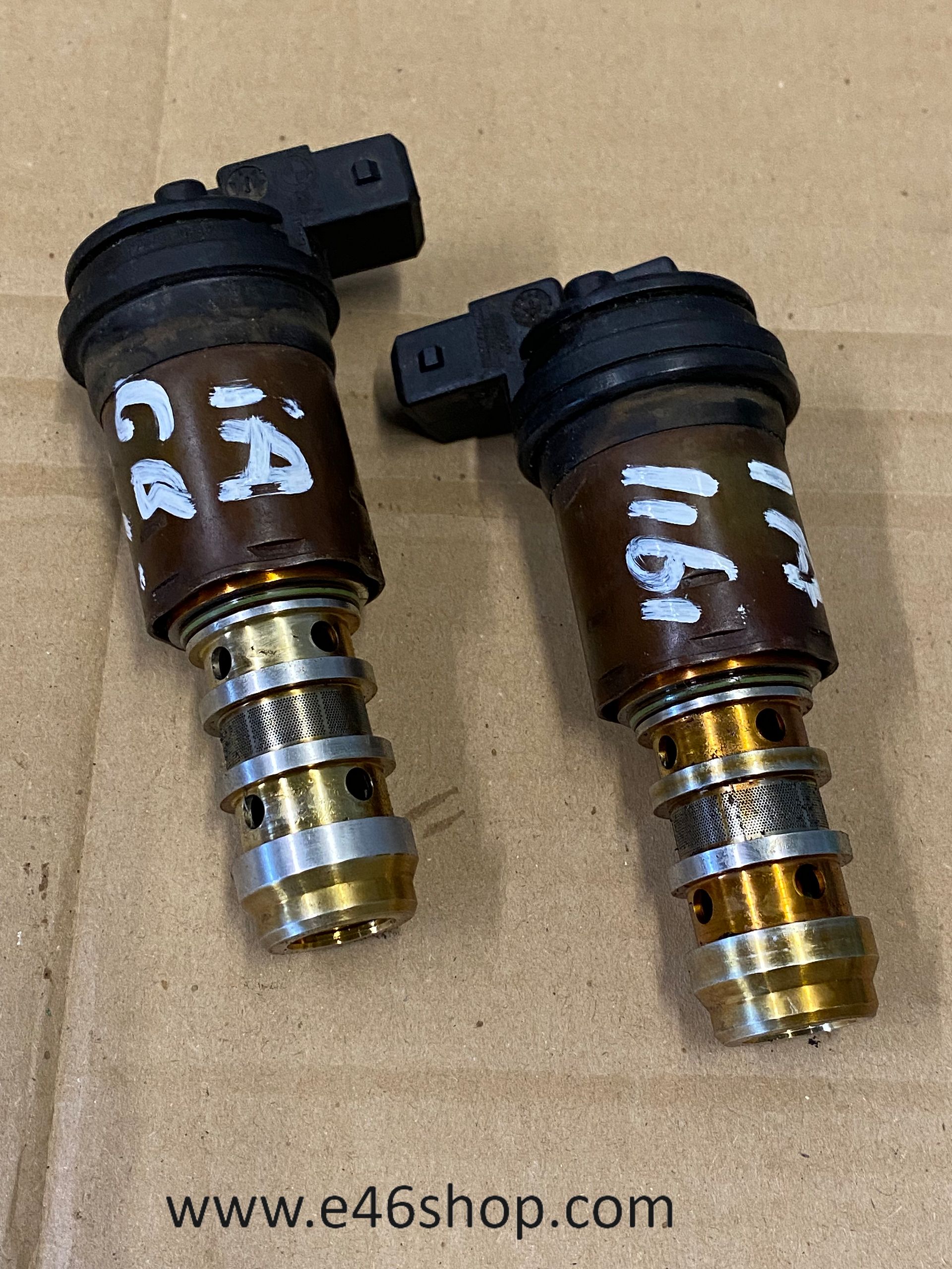 MAGNEET VENTIEL VANOS BMW E87 116i jaar 2006 camshaft and accessories usado en Menorca