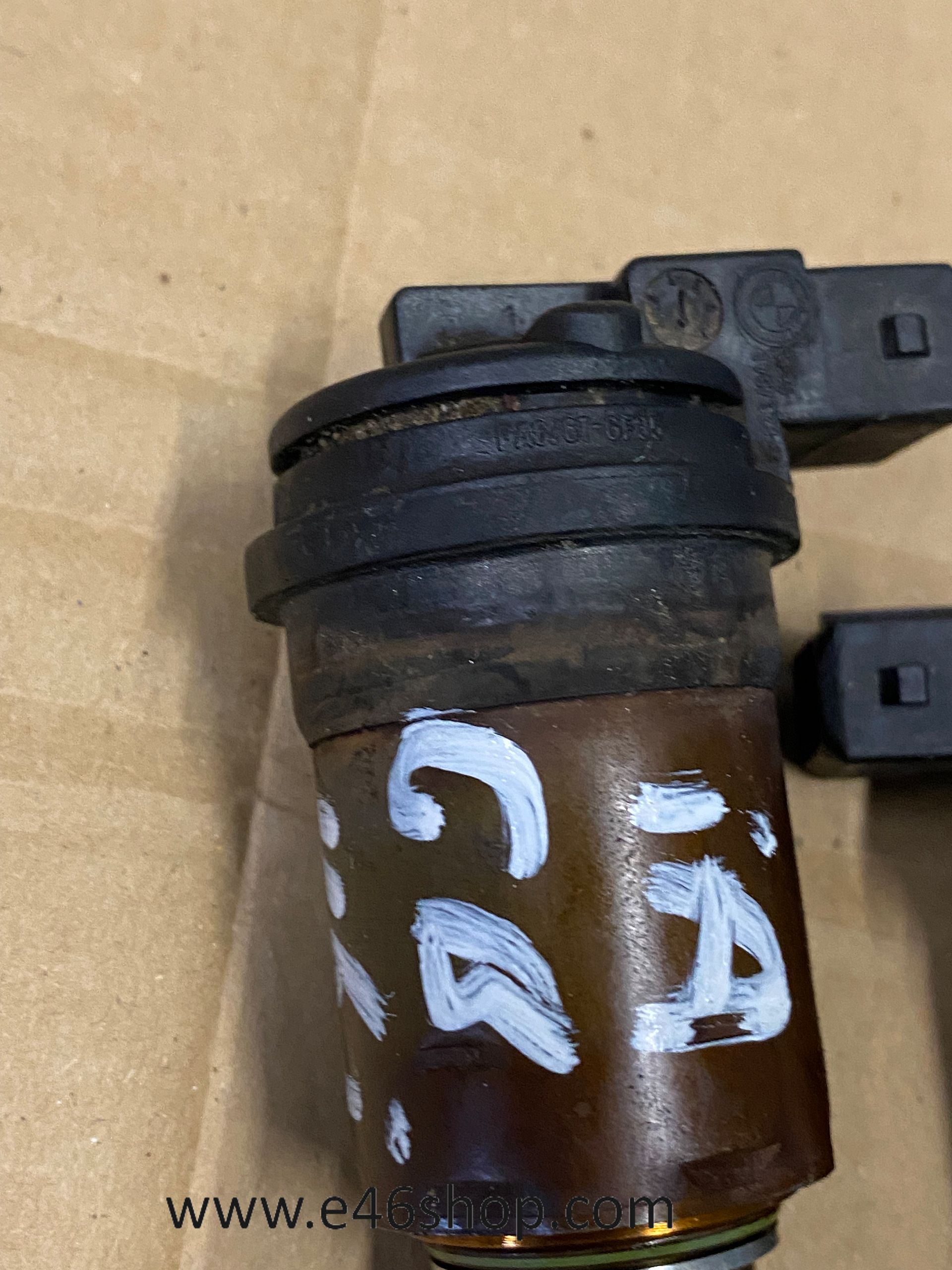 MAGNEET VENTIEL VANOS BMW E87 116i jaar 2006 camshaft and accessories usado en Menorca foto 4