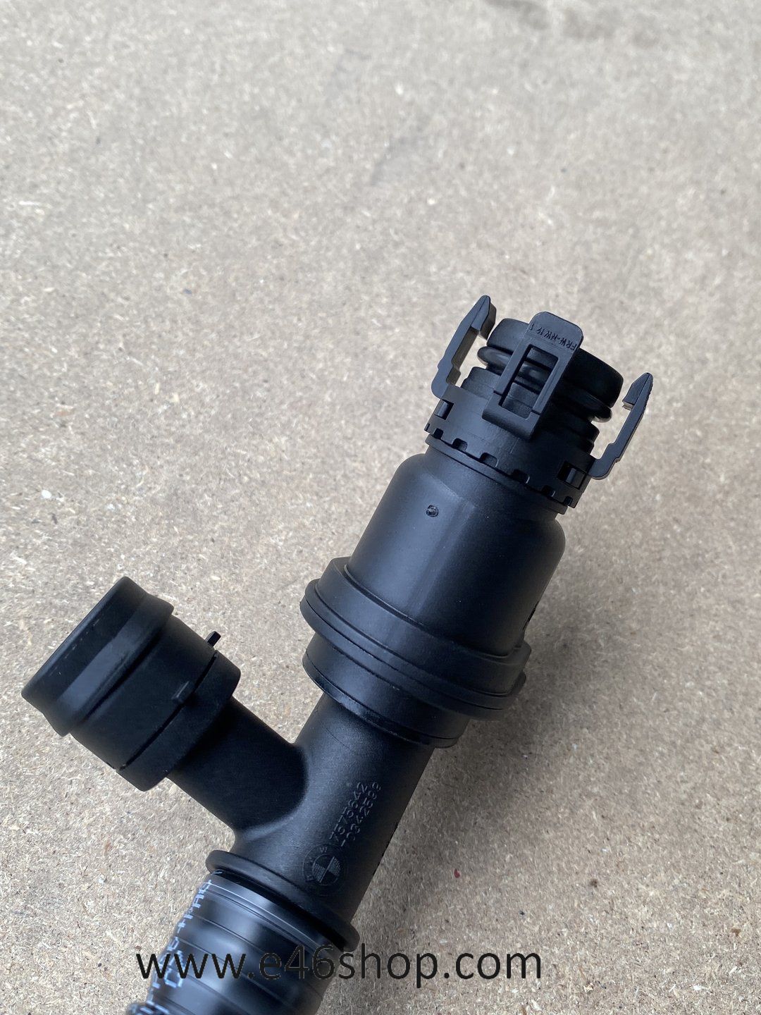 CARTERVENTILATIESLANG BMW N63 MOTOR OE 11157646086 sump ventilation usado en Menorca foto 5