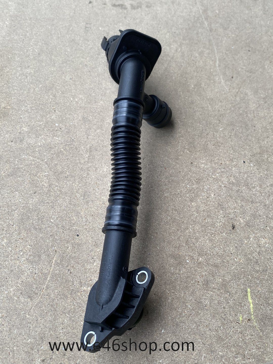 CARTERVENTILATIESLANG BMW N63 MOTOR OE 11157646086 sump ventilation usado en Menorca