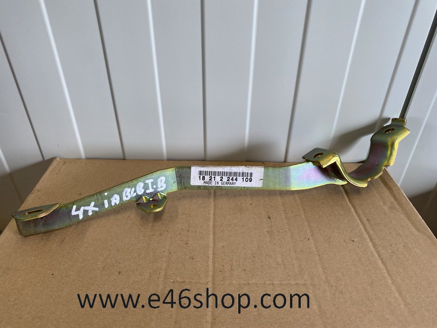 escapeSTEUN BMW E36 325TDS OE 18212244109 other exhaust system usado en Menorca
