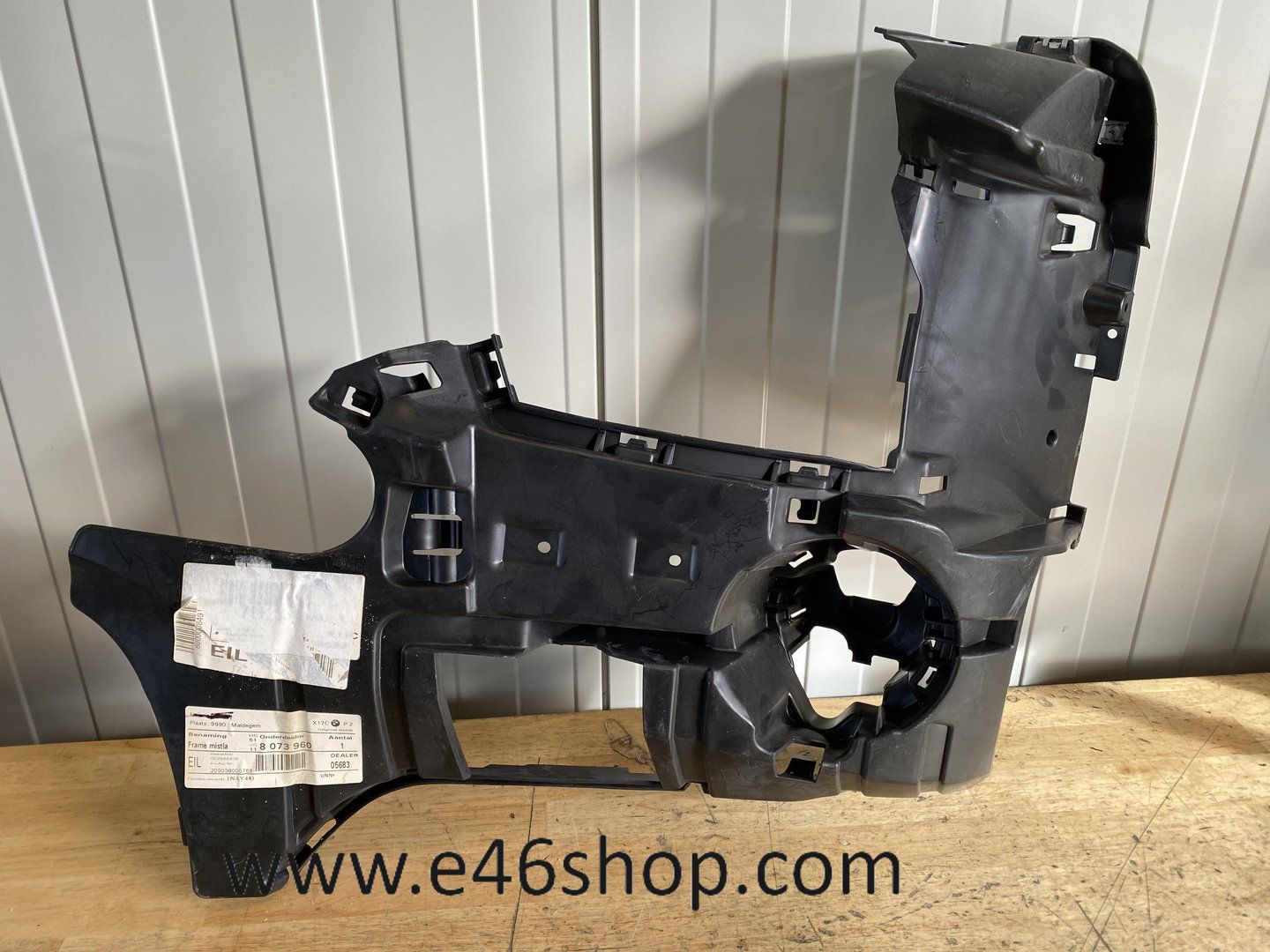 MISTLAMP FRAME BMW X1 F48 M OE 51118073960 fog lamp frame single usado en Menorca