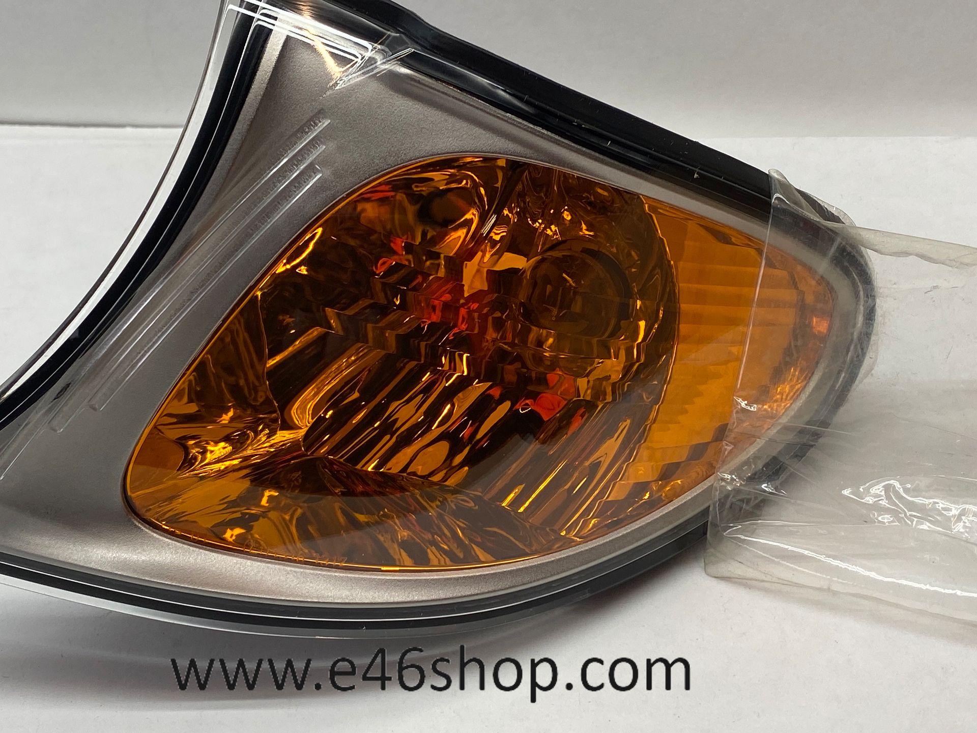 BMW E46 SEDAN TOURING KNIPPERLICHT LINKS nuevo OE 63137165851 63136915375 blinker single usado en Menorca foto 2