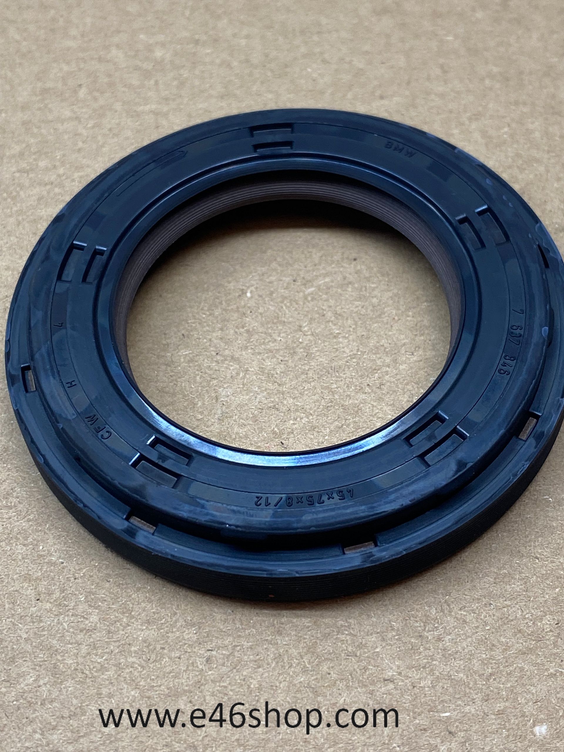 KEERRING AS DISTR ONDER BMW X5M OE 11147647380 distribution gasket usado en Menorca