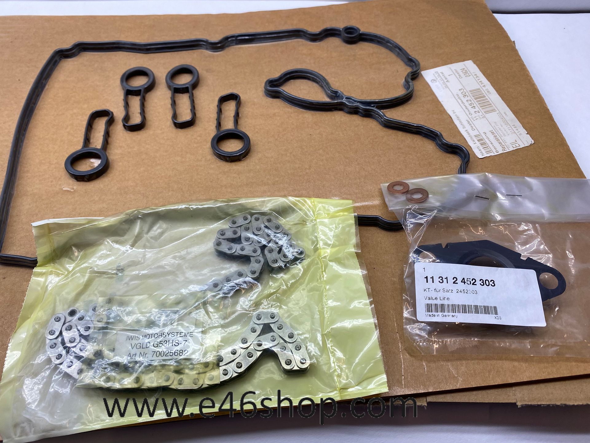 DISTRIBUTIE SET BMW OE 11312452303 N47 DIESEL nuevo distribution chain usado en Menorca