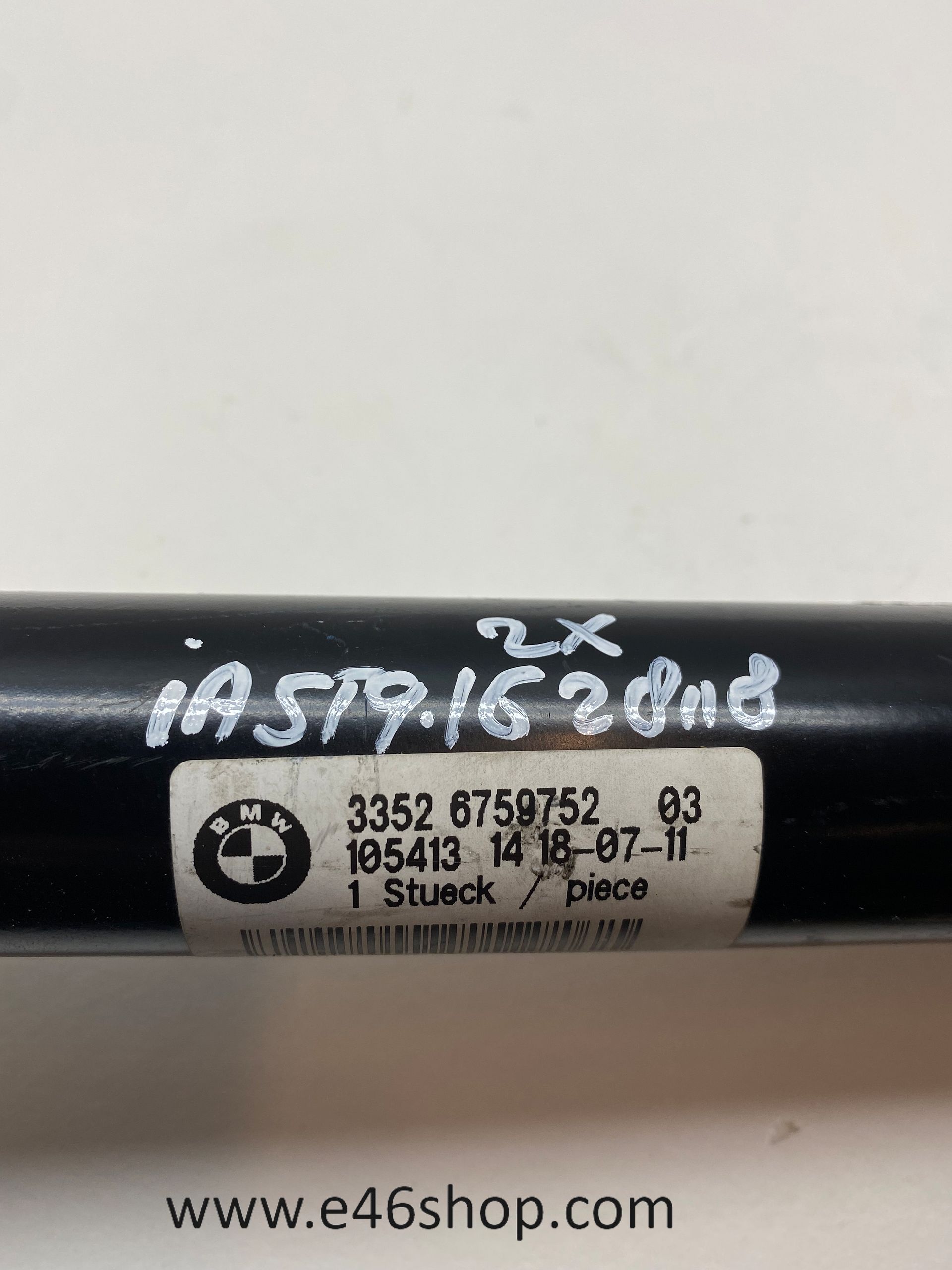 BMW E46 XI MODELS ACHTERSCHOKBREKER SET OE 33526759752 shock absorber left and right usado en Menorca foto 3
