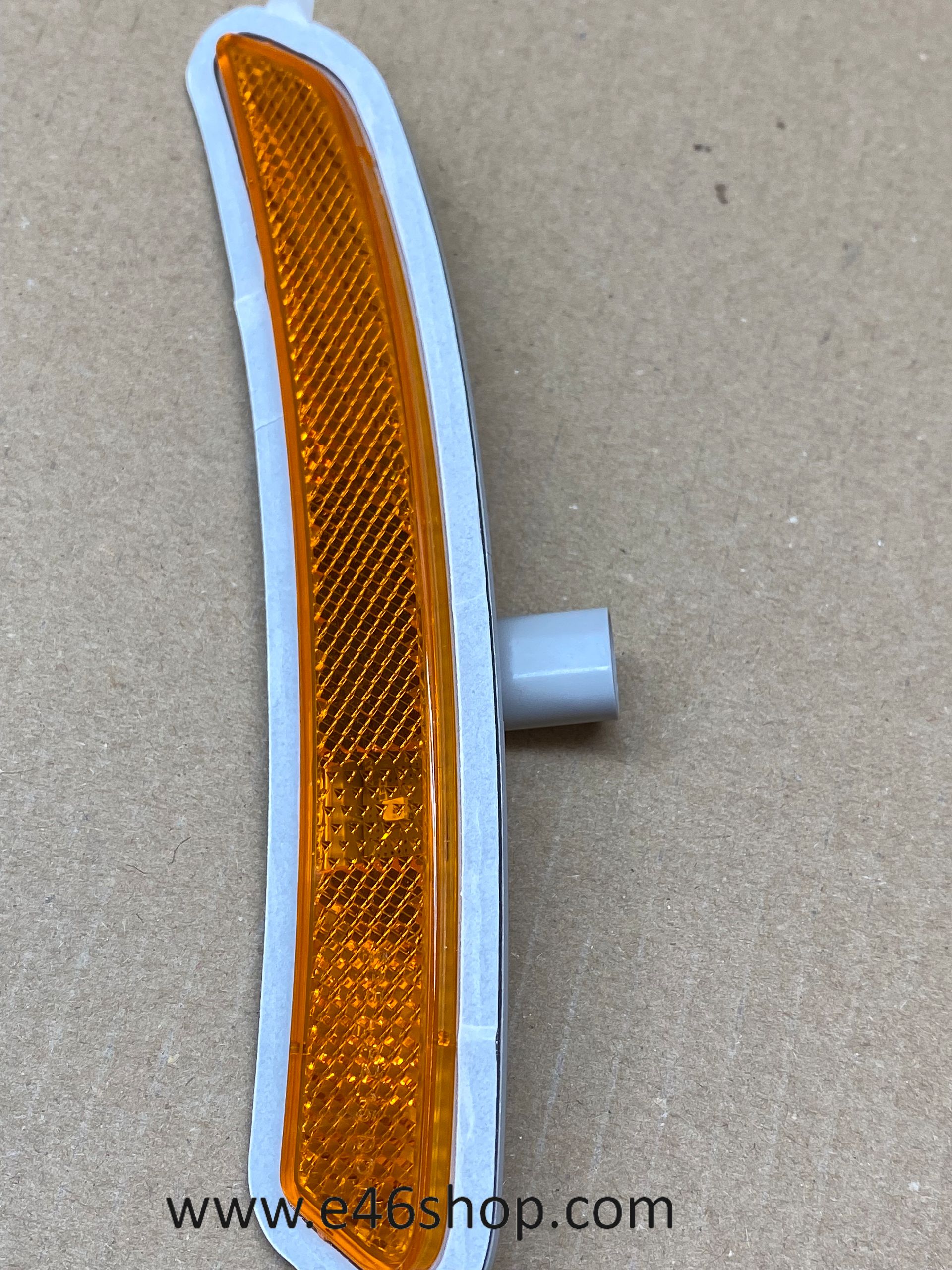 MINI CLUBMAN KNIPPERLICHT RECHTS VOOR OE 63137356774 blinker single usado en Menorca