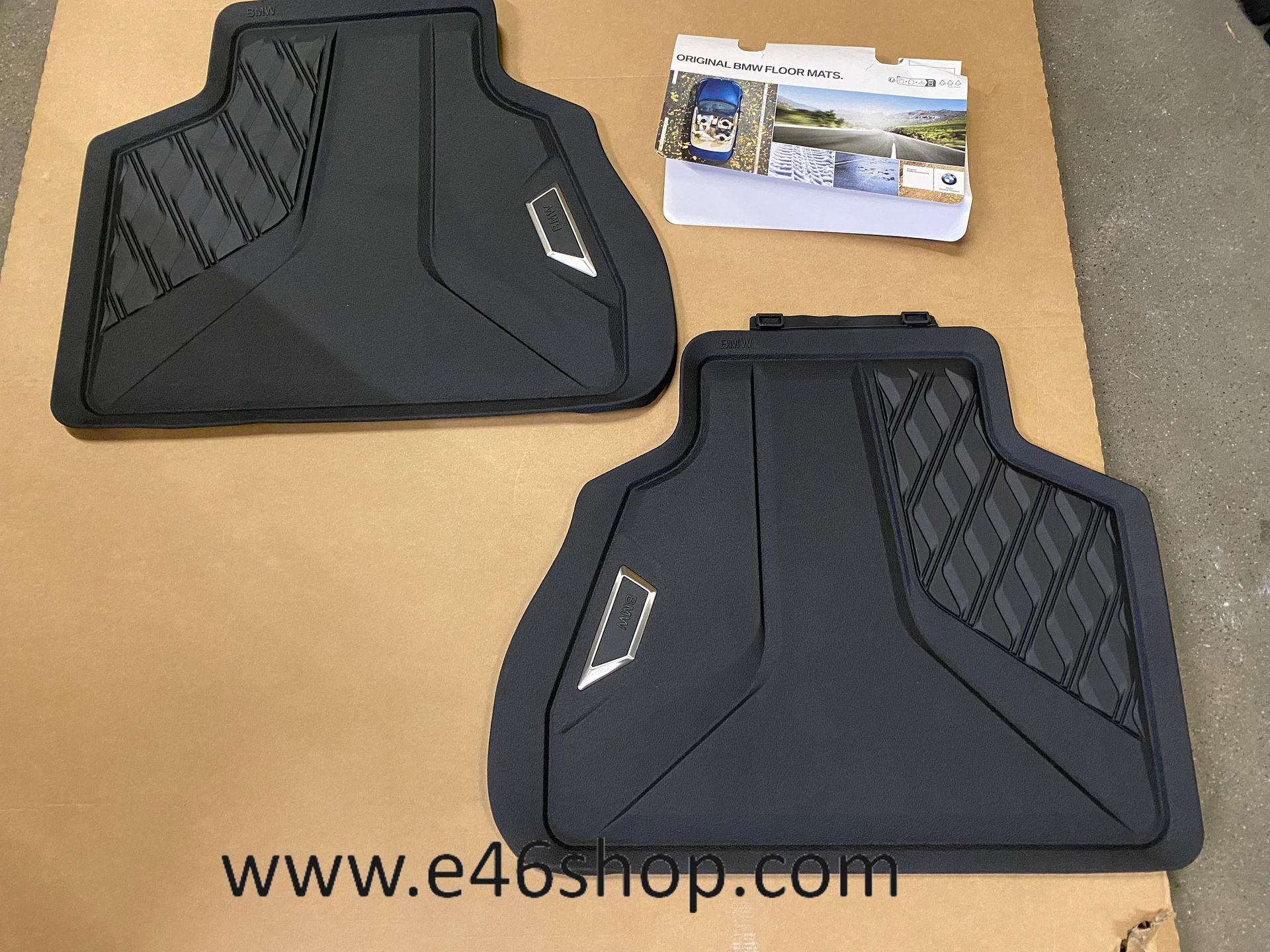 BMW X7 VLOERMATTEN ACHTER nuevo OE 51472458555 car mats left and right usado en Menorca