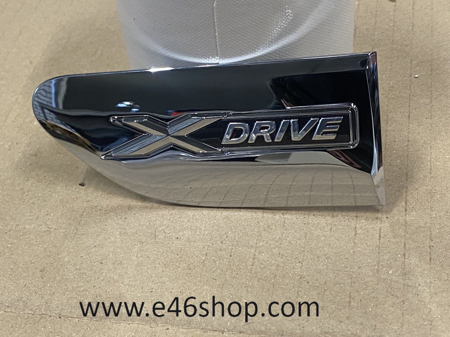 BMW 7 SERIE KNIPPERLICHT LIJST X DRIVE OE 63137234696 grille blinker single usado en Menorca