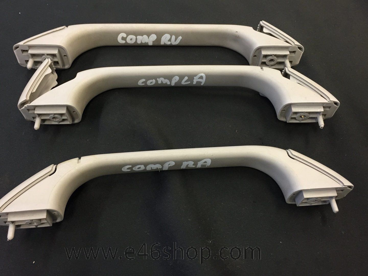 Handgrepen BMW E46 Compact ceiling handle single usado en Menorca