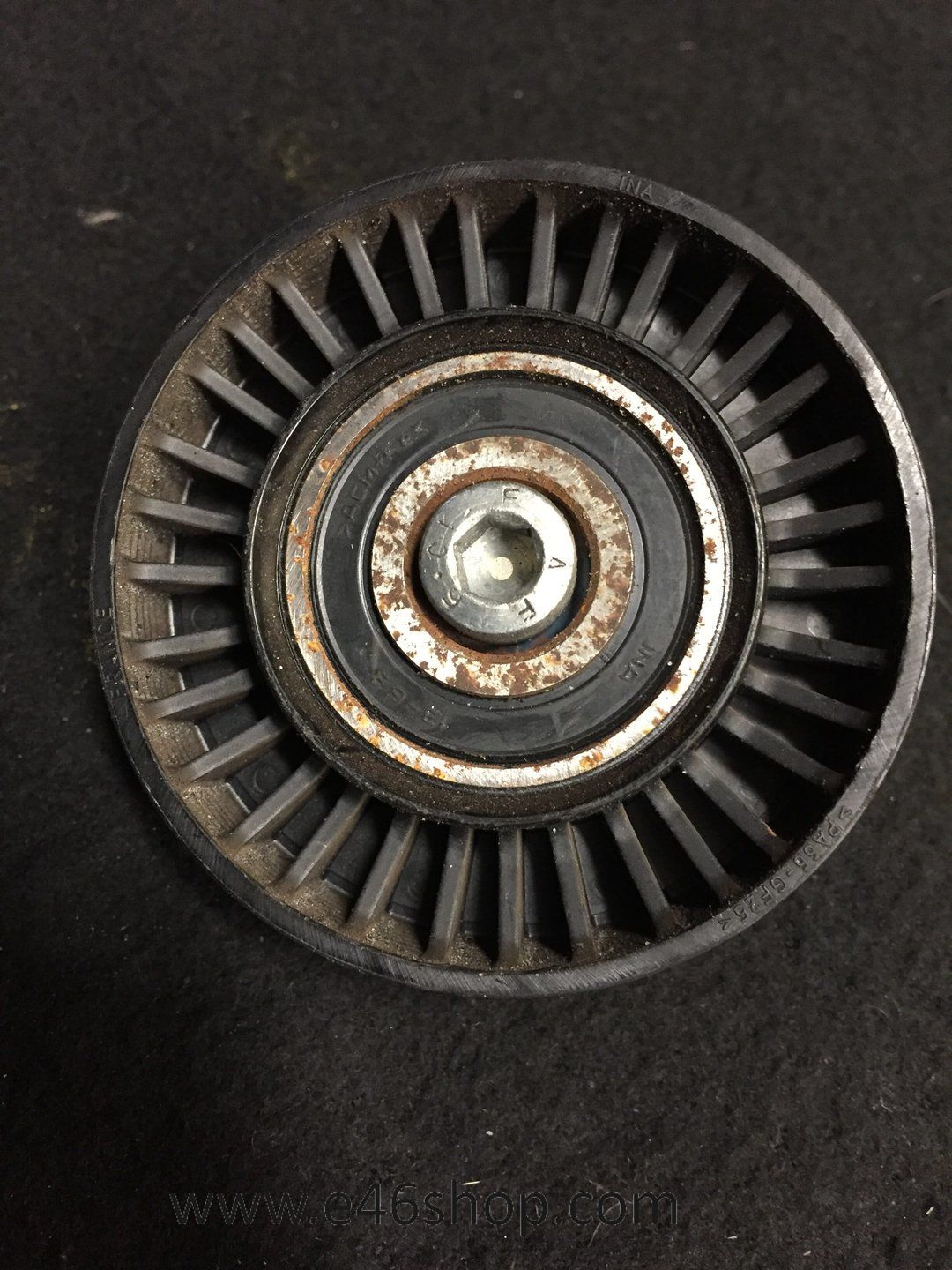Dynamo poelie BMW E90 E91 E60 E61 M57 diesel motor dynamo pulley usado en Menorca