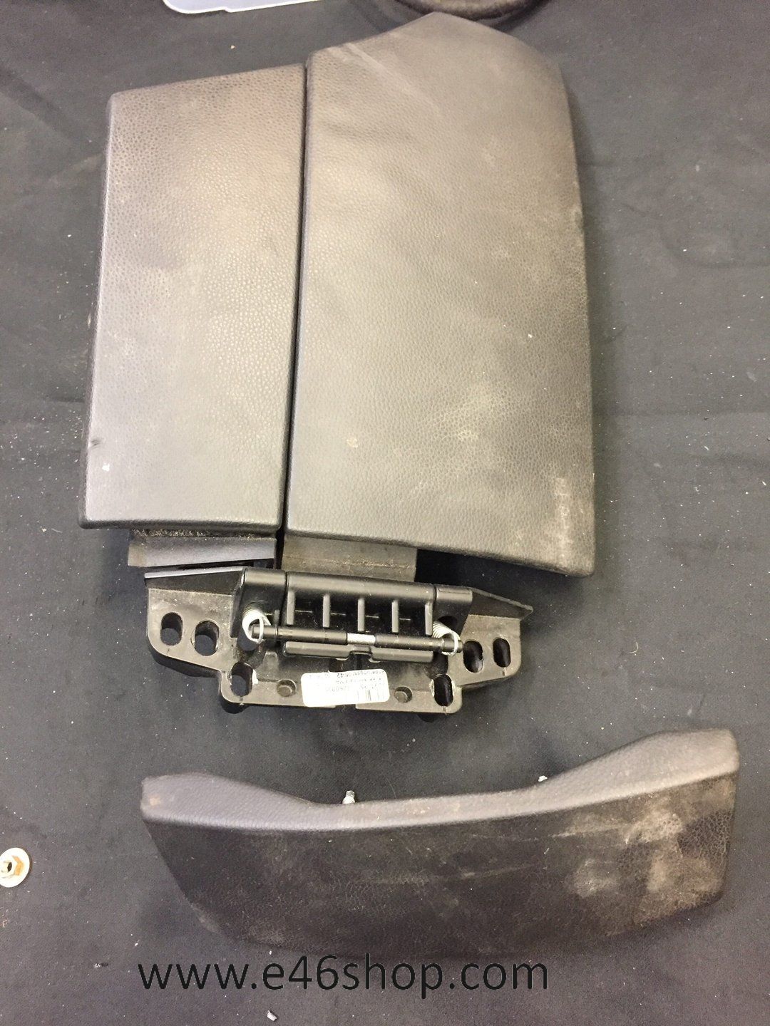 Armsteun BMW E60 E61 arm rest usado en Menorca