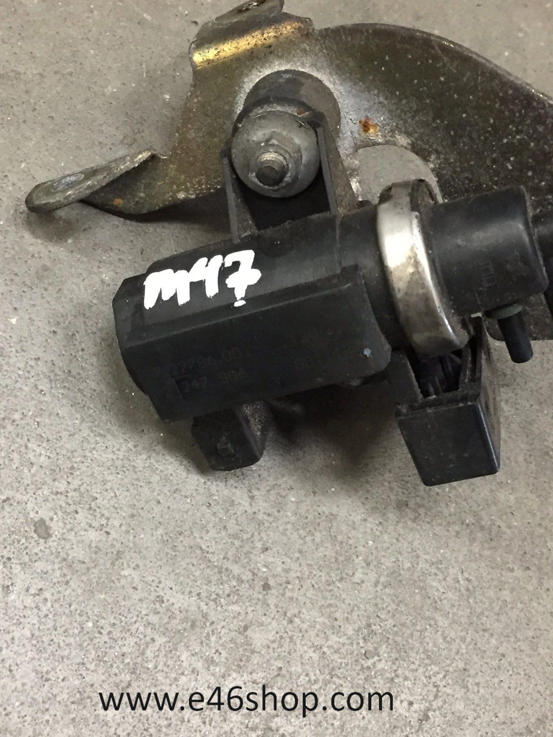Vacuum ventiel BMW 320 DIESEL oe 72279600 vacuum valve usado en Menorca