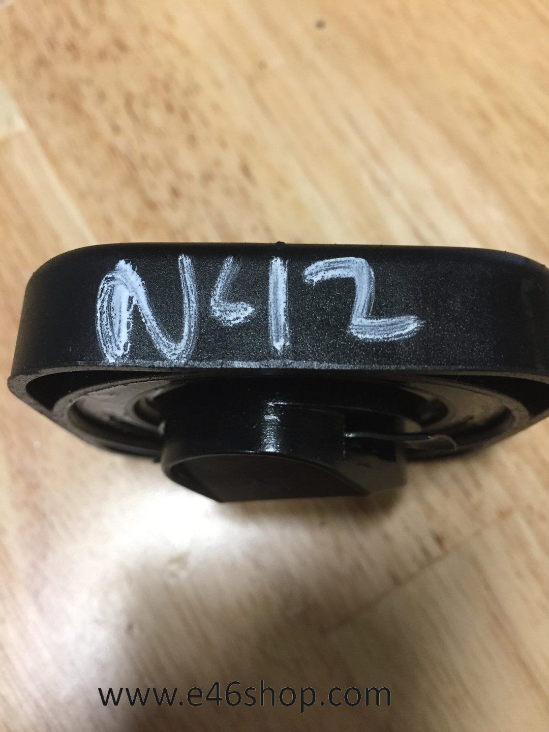 Olie vuldop BMW E46 318i n42 motor oil cap usado en Menorca