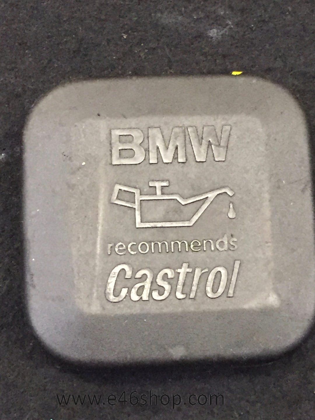 Olievuldop BMW E60 E61 E90 E91 6 cilinder diesel motor m57 oil cap usado en Menorca