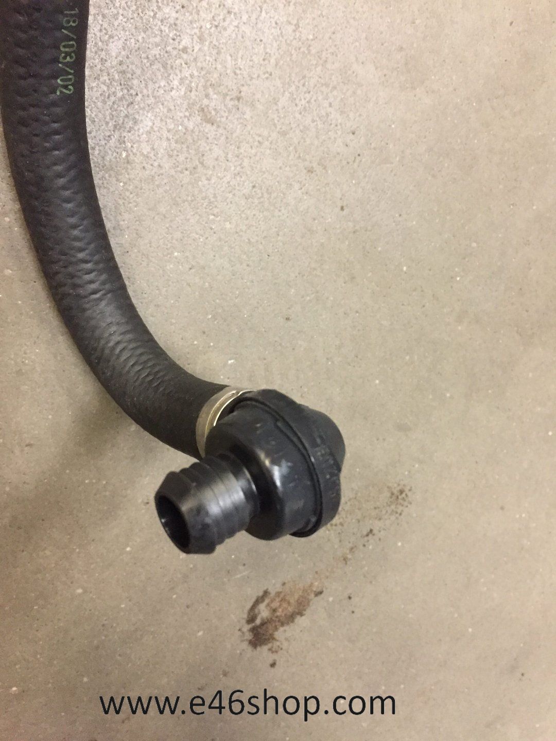 Vacuum slang BMW E46 320D M47 motor vacuum valve usado en Menorca foto 2