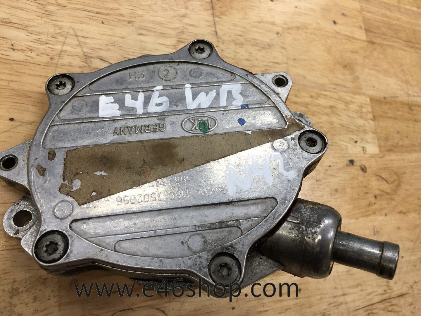 Vacuumpomp BMW E46 E90 N motor oe 7502656 vacuum pump brake booster usado en Menorca