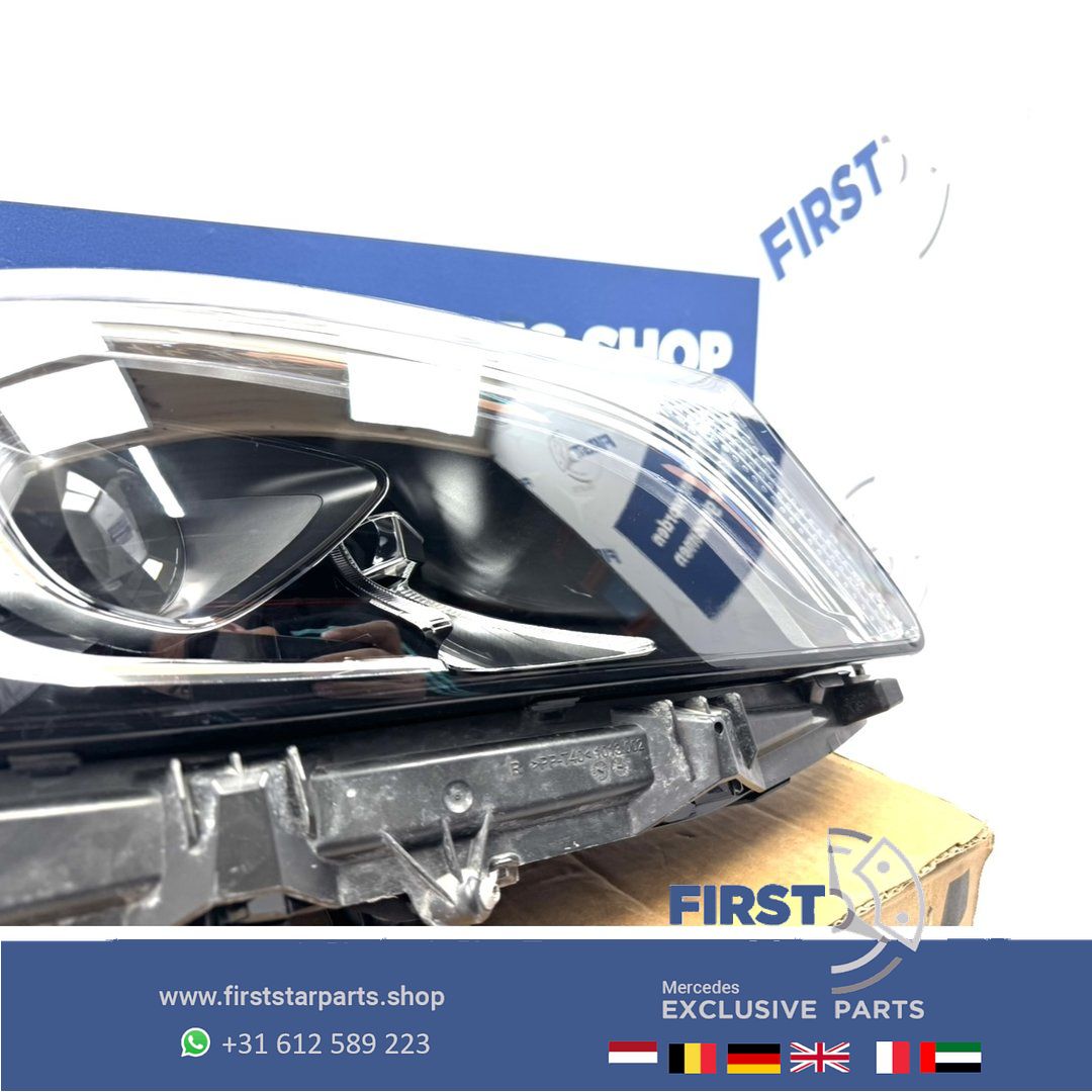 W176 koplamp links rechts Facelift Full LED High Performance headlight left and right usado en Menorca foto 5