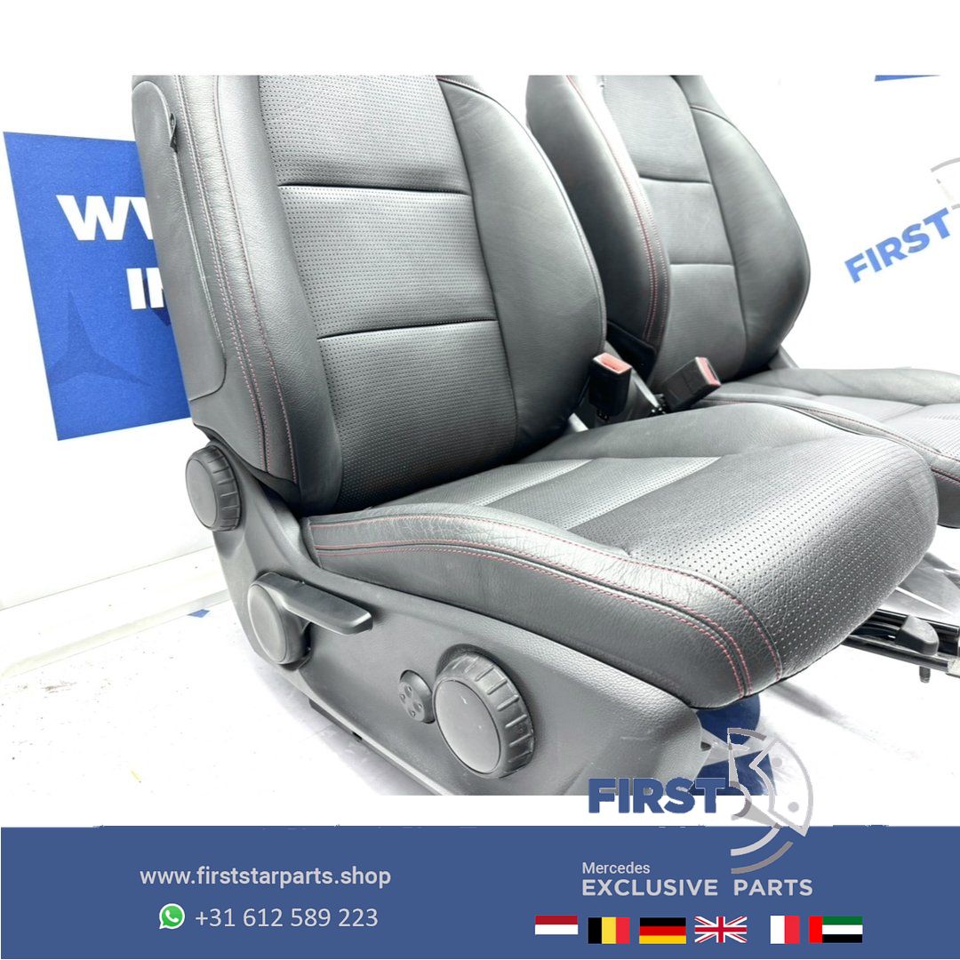 originalineel Mercedes Facelift 45 AMG interieur W176 A Clase A45 AMG COMFORT STOELEN complete interior usado en Menorca foto 5