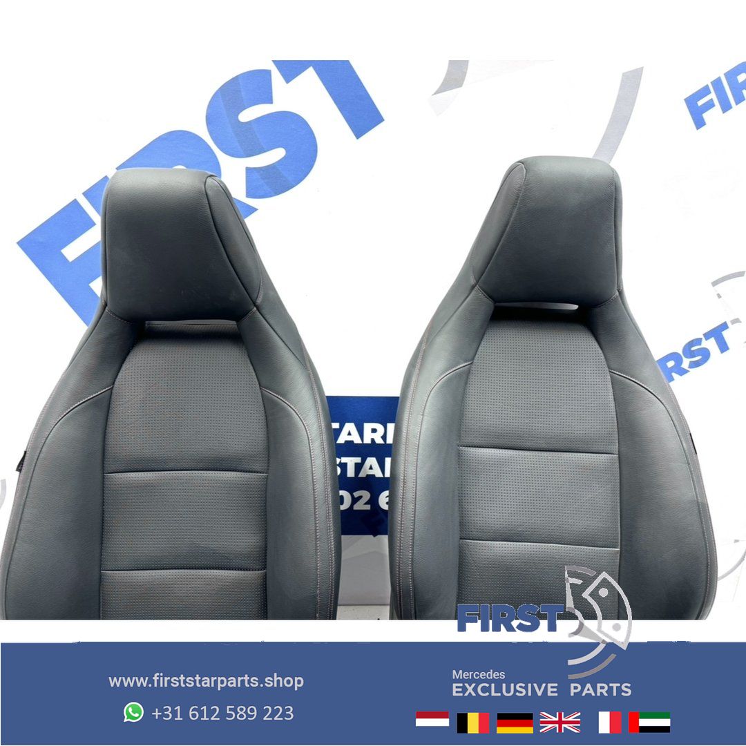 W176 AMG Interieur rode stik Mercedes A Clase 2012-2018 leer 45 originalineel Voorstoelen + achterbank chairs and bench usado en Menorca foto 4